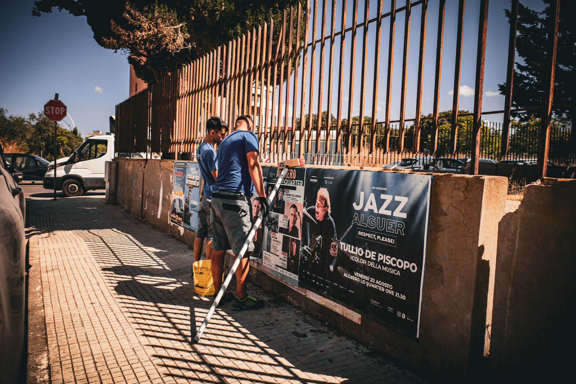 The drummer watching the walls