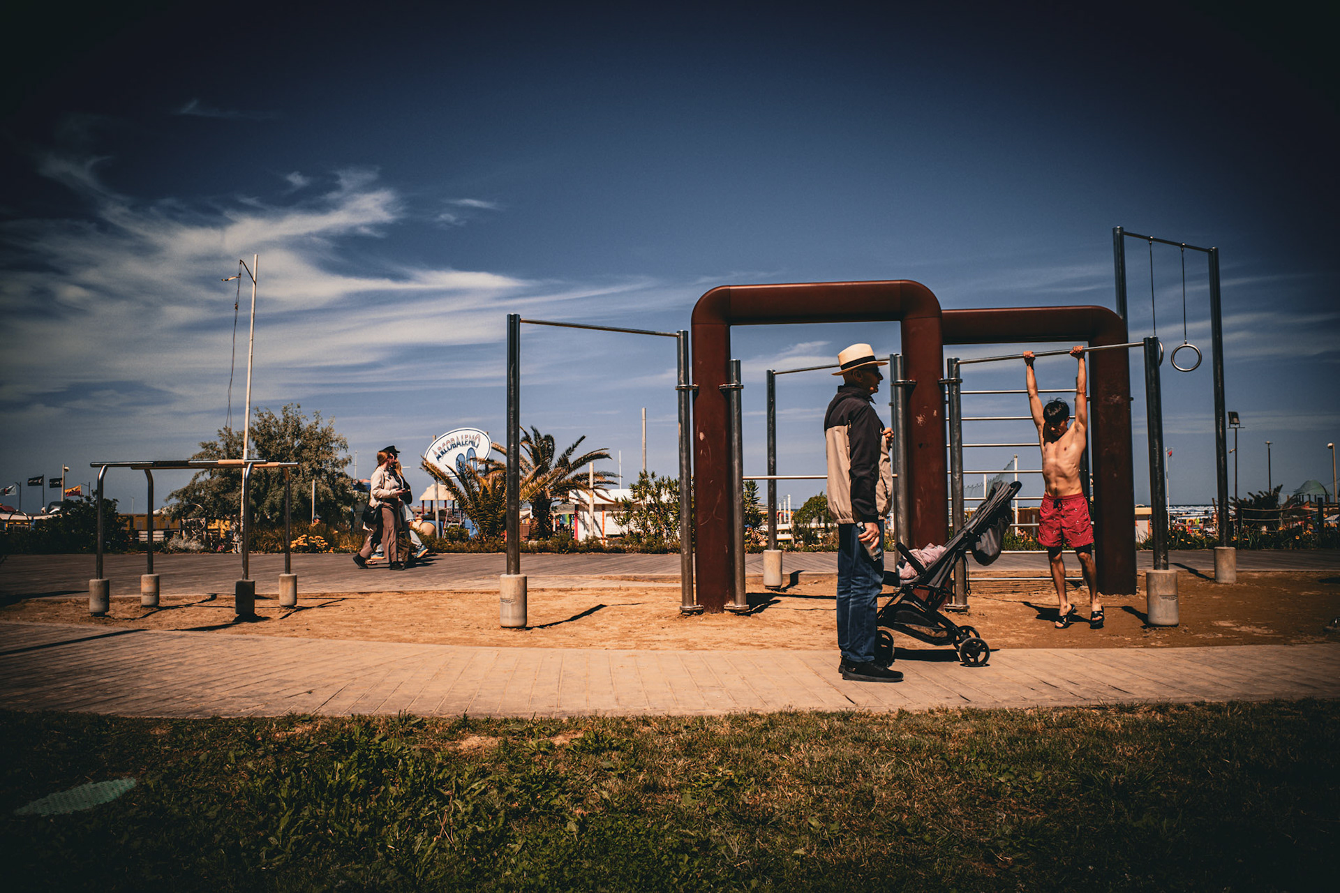 Hanging from the sky, with life at my feet