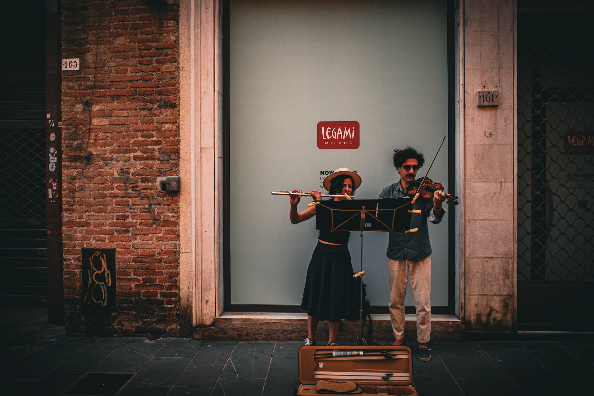 Tied notes, tuned hearts