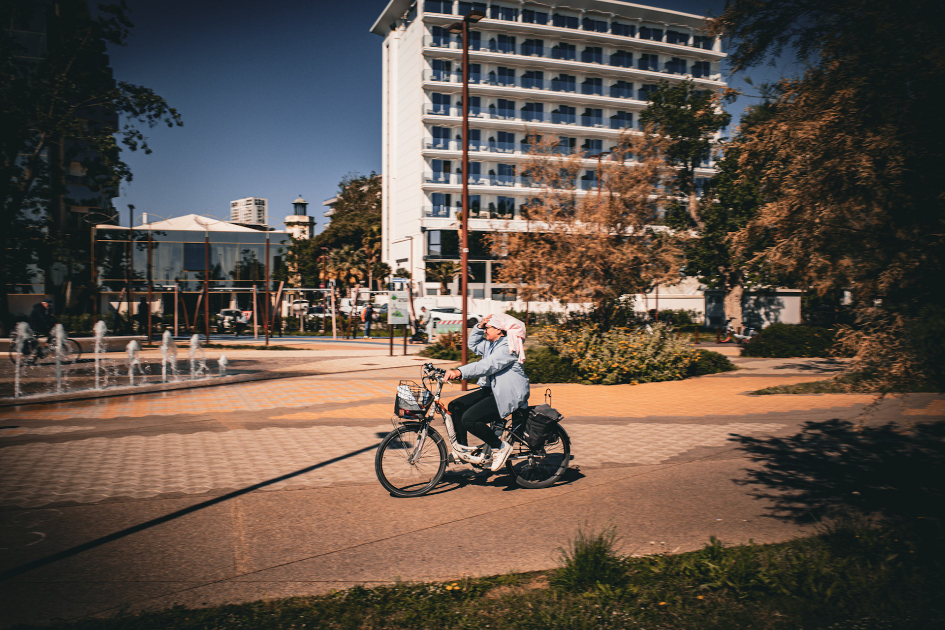 The wind beneath her scarf