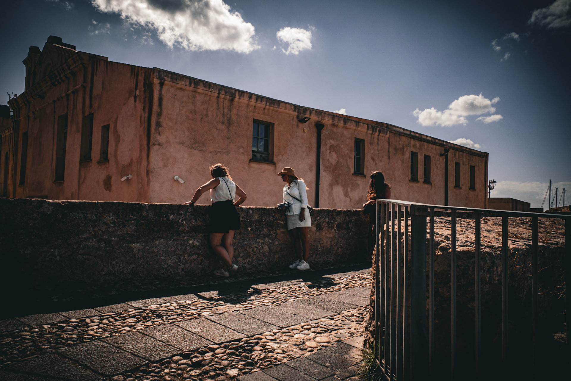 Whispers over the stone wall