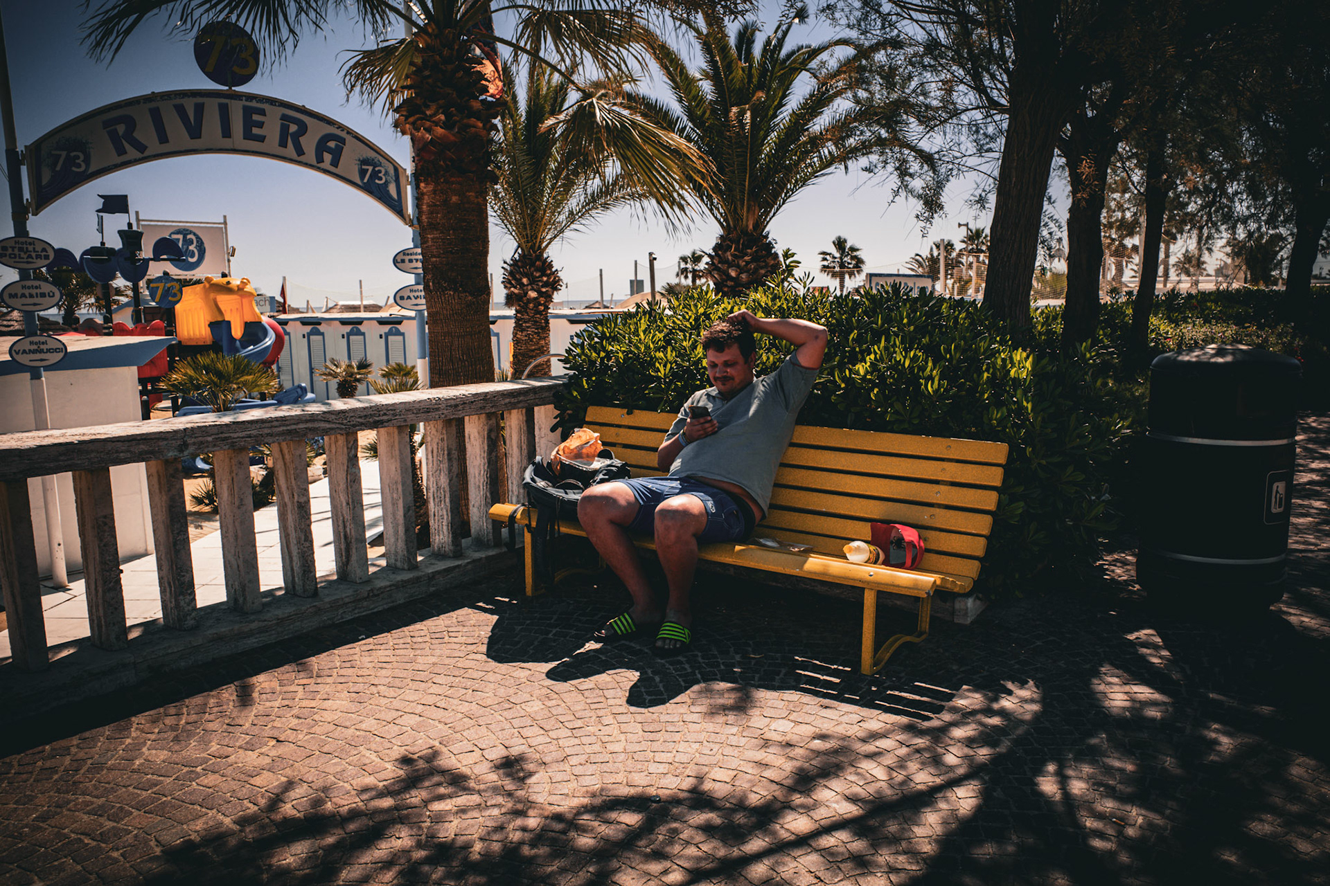 Riviera 73 - halfway sun pause