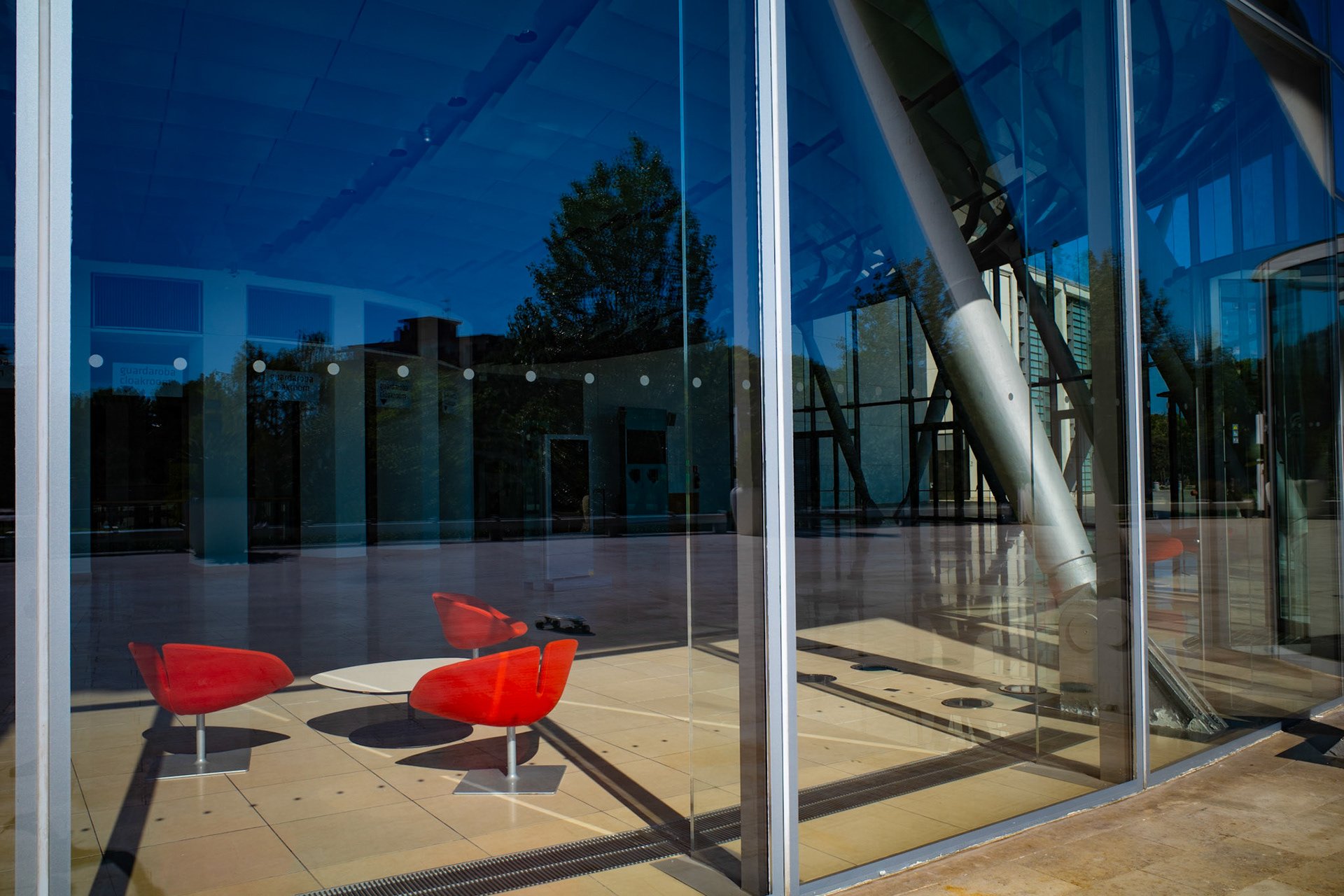 The silence of waiting