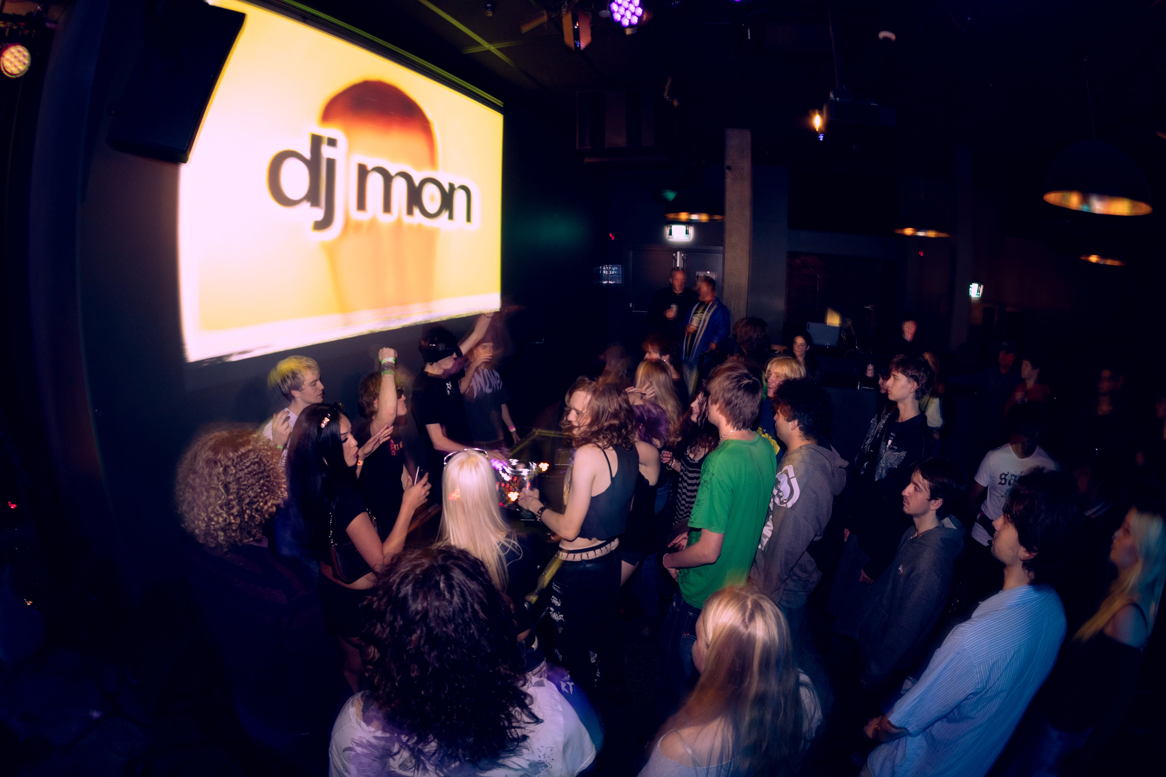 DJ mon