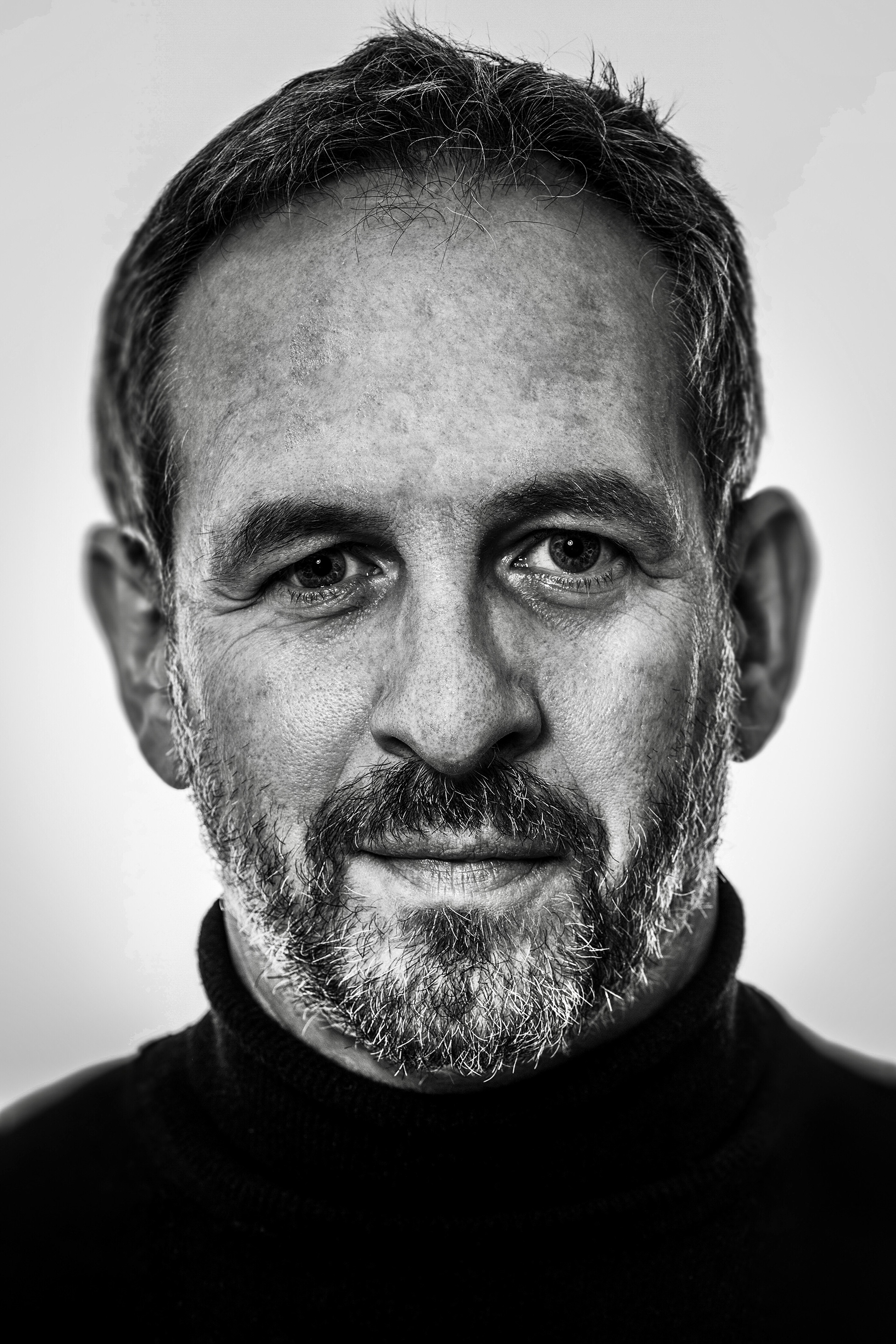 Oliver Ziebe Portrait