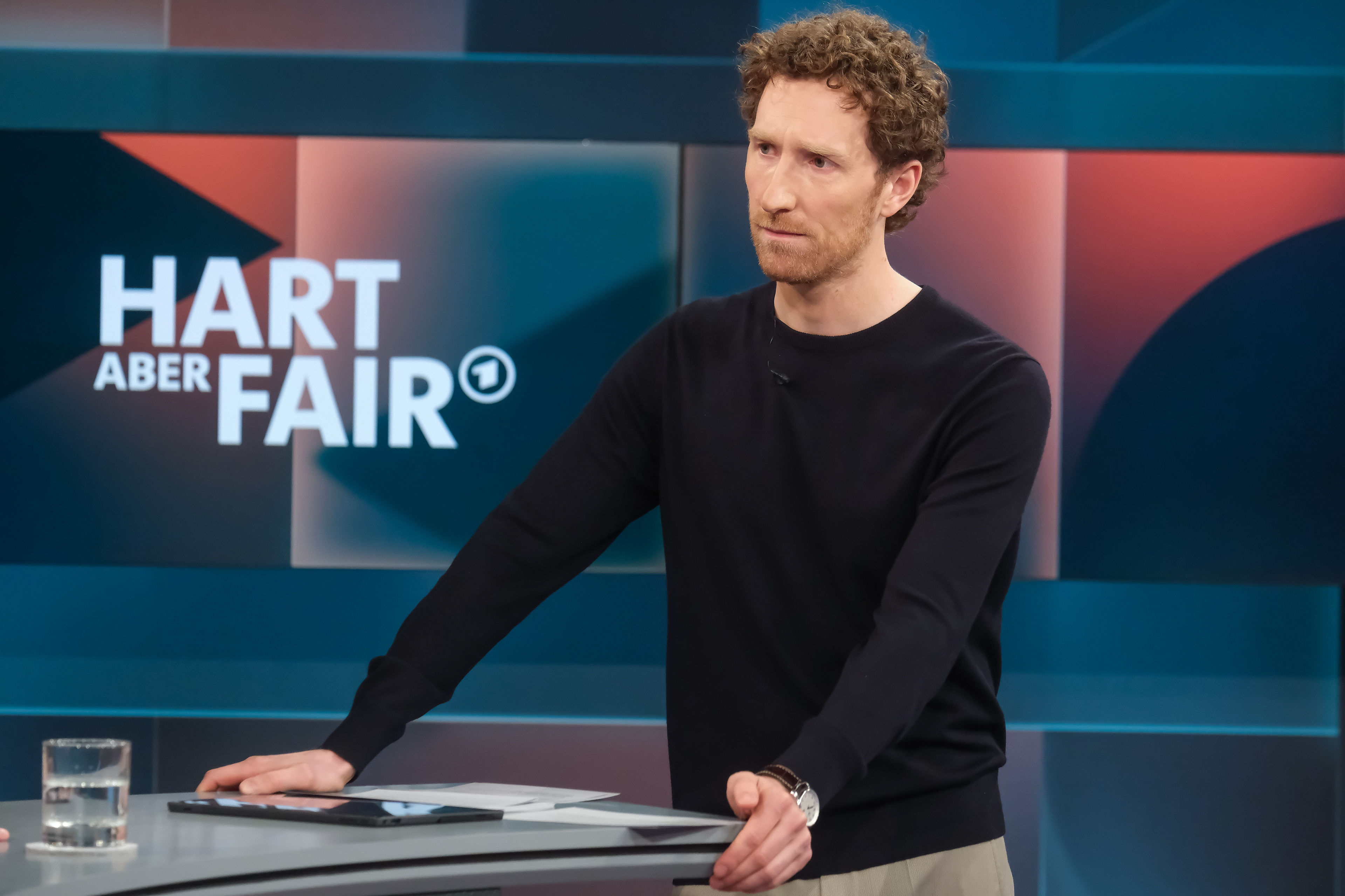 ARD/"Hart aber fair" vom 10.02.2025 - Der Vierkampf: Wer schafft es in den Bundestag, wer fliegt raus?