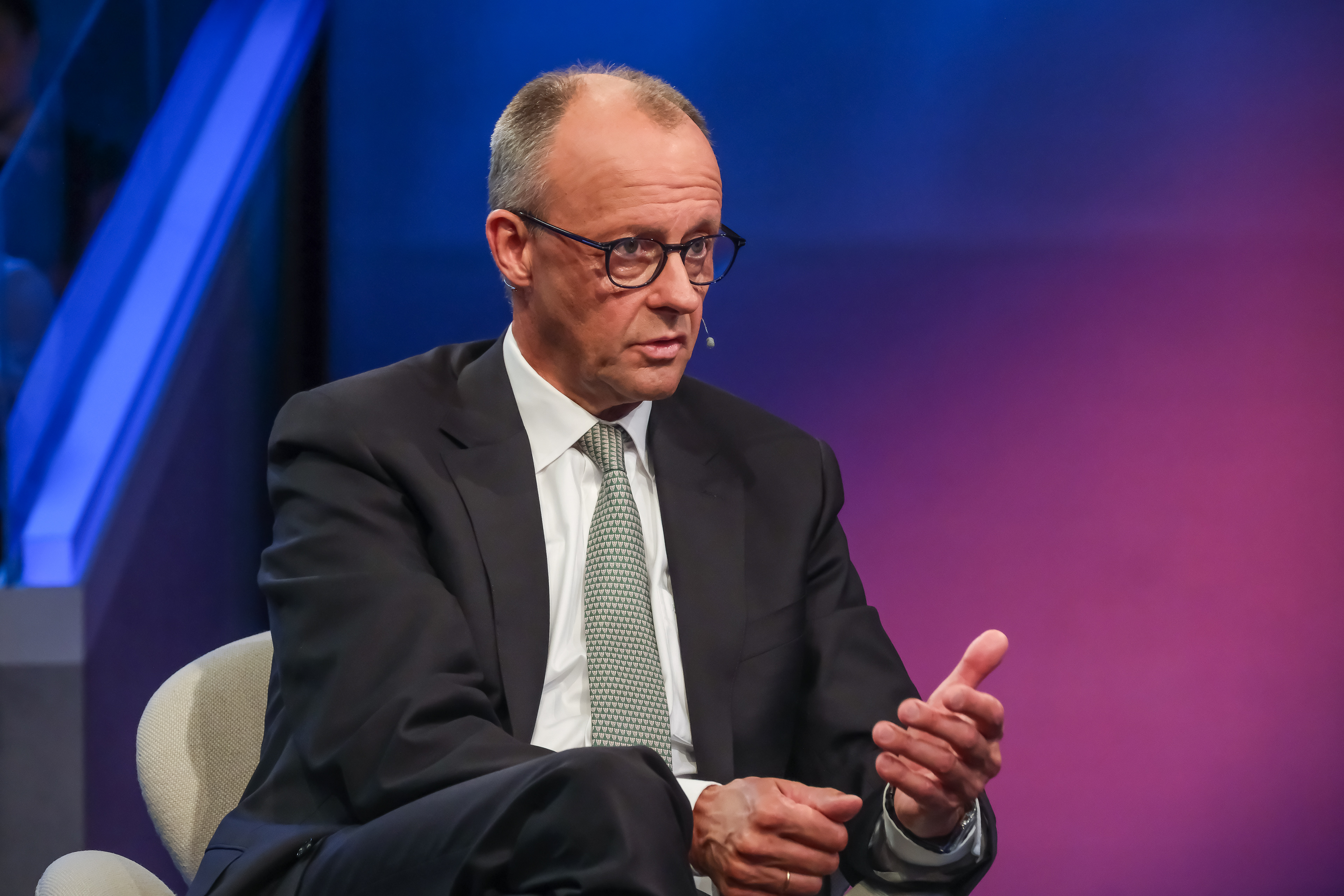 ARD/"maischberger" vom 01.07.2025, abgebildete Personen v.l.n.r. Friedrich Merz (CDU, Bundeskanzler und Parteivorsitzender)