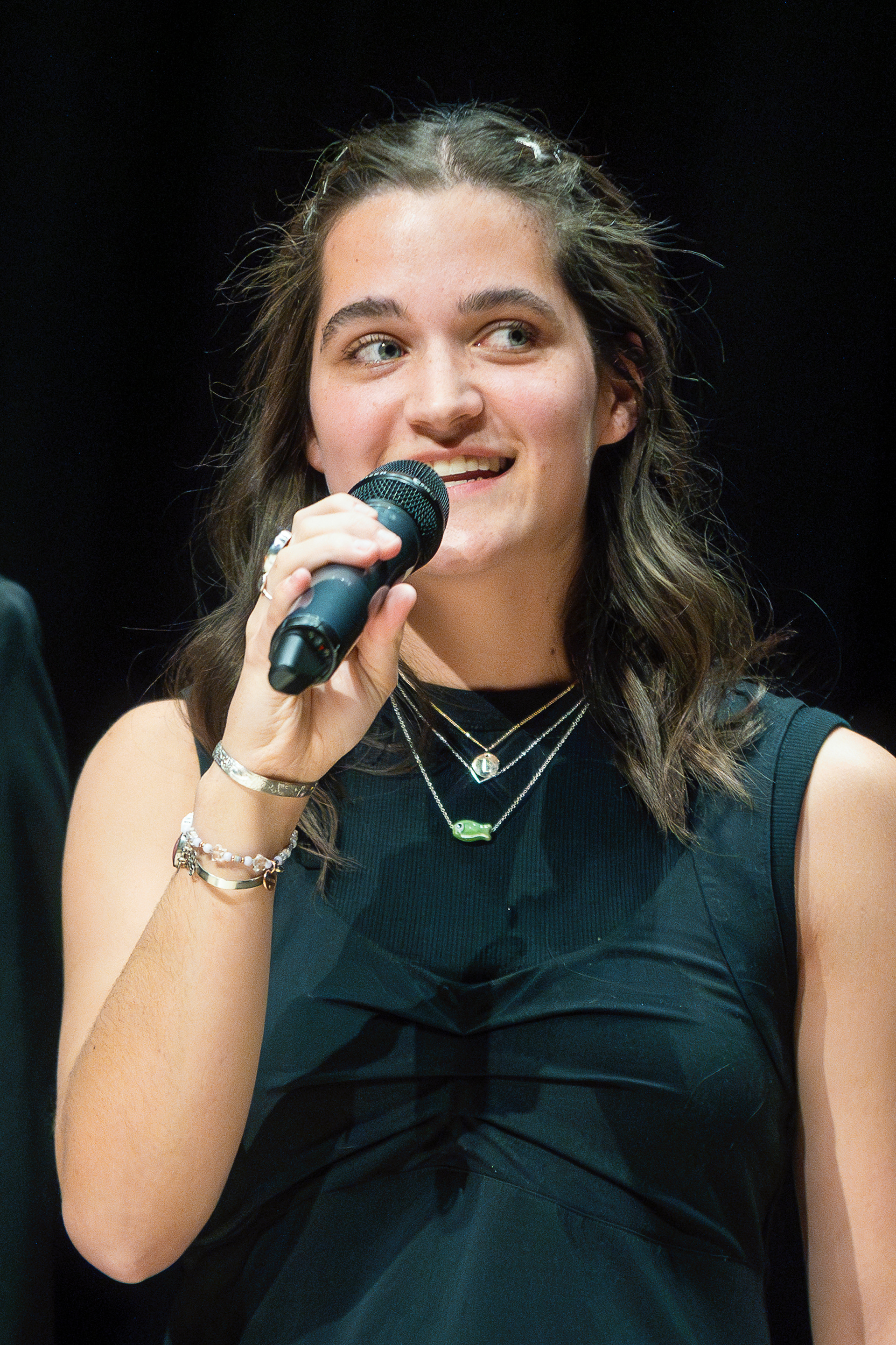 Junior Lucy Blackhurst sings during The High Altitude Vocal Jazz set of the Fall Contemporary Voices Concert inside Kitt Recital Hall, Nov. 1. 