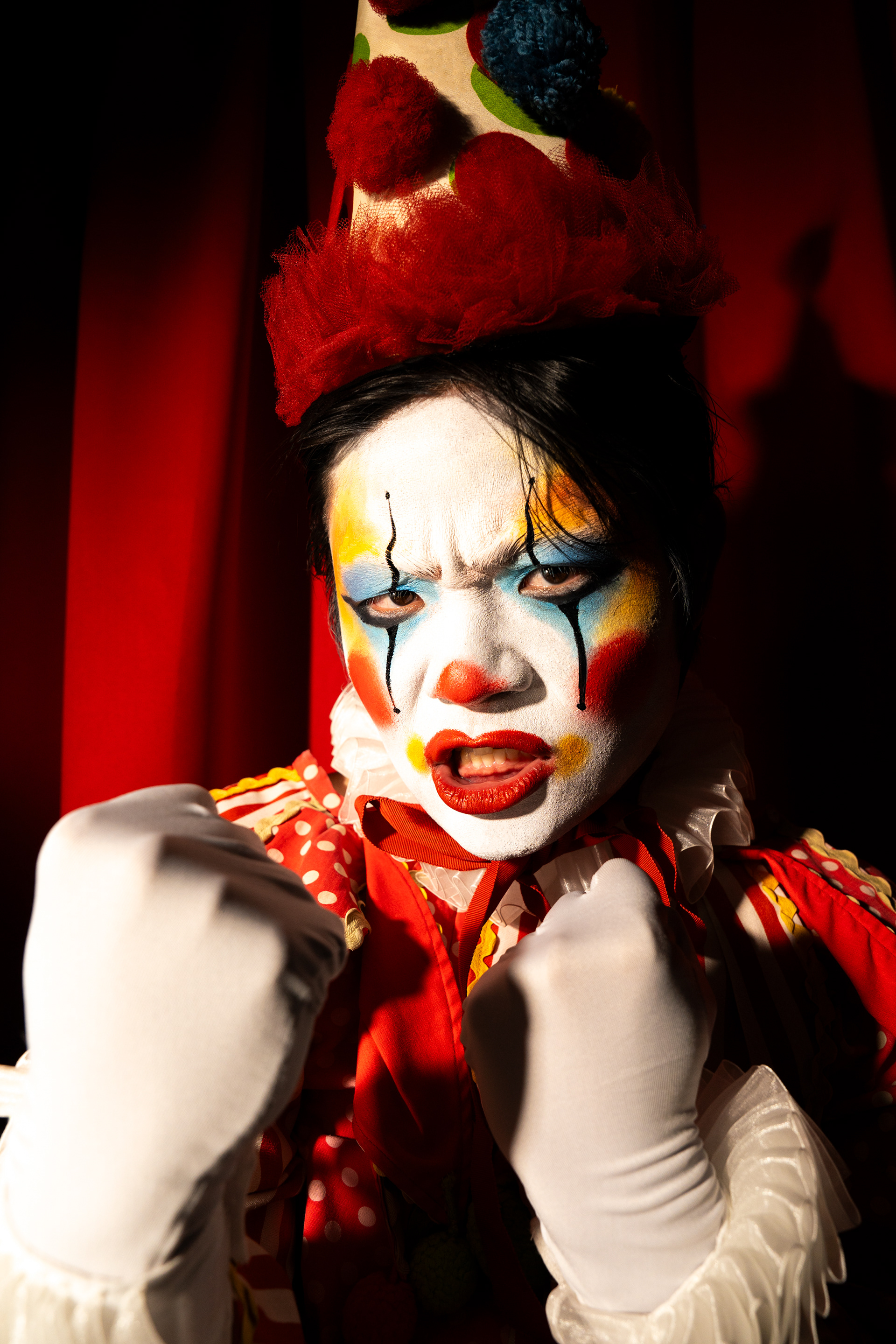 Glass Theater "The Clown"