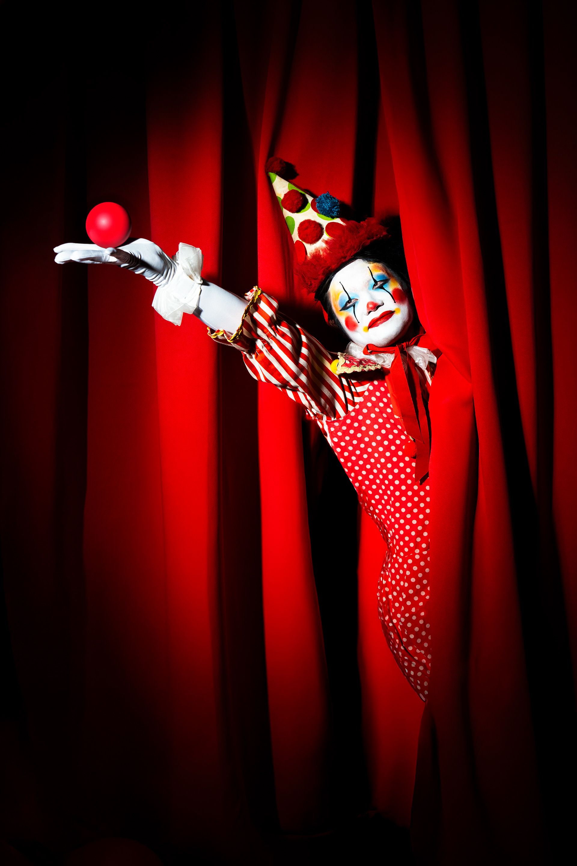 Glass Theater "The Clown"