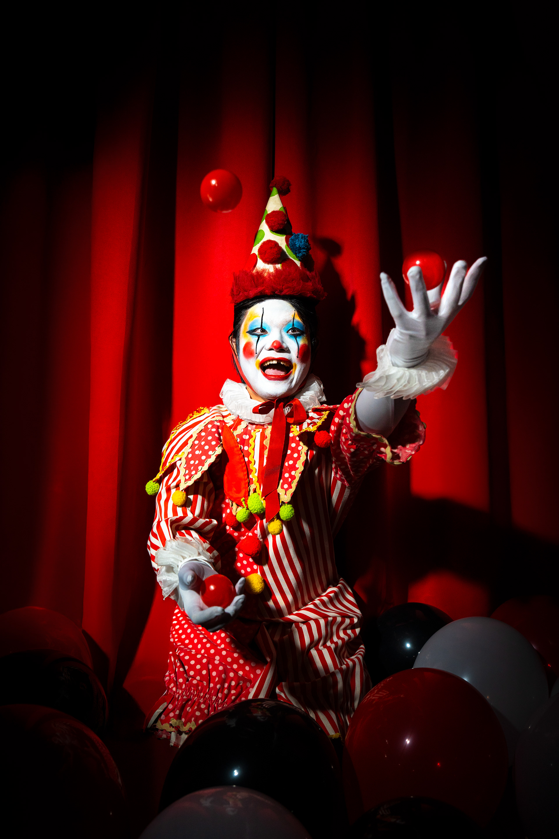 Glass Theater "The Clown"