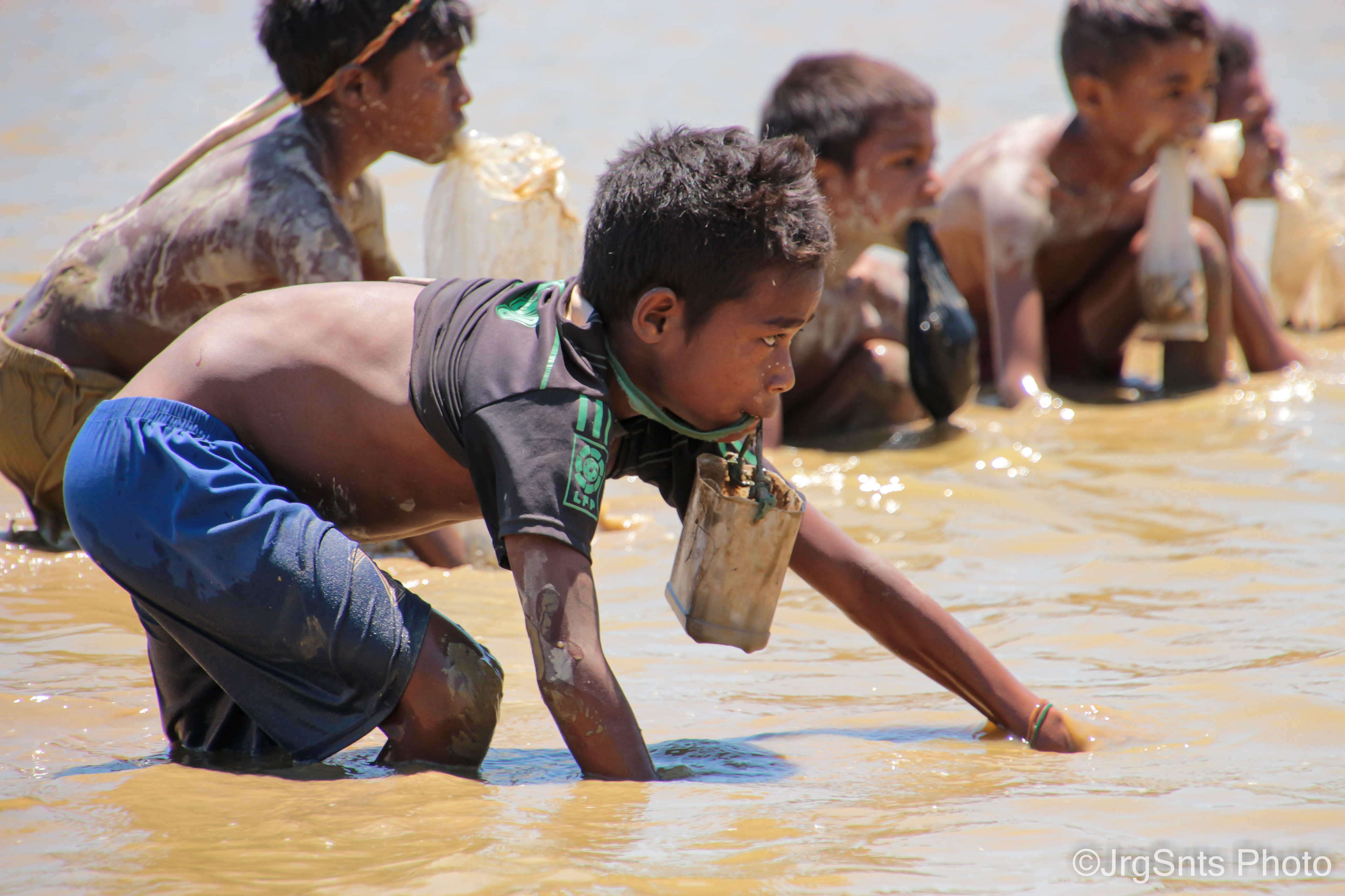 "Teamwork" (Timor-Leste/2015)