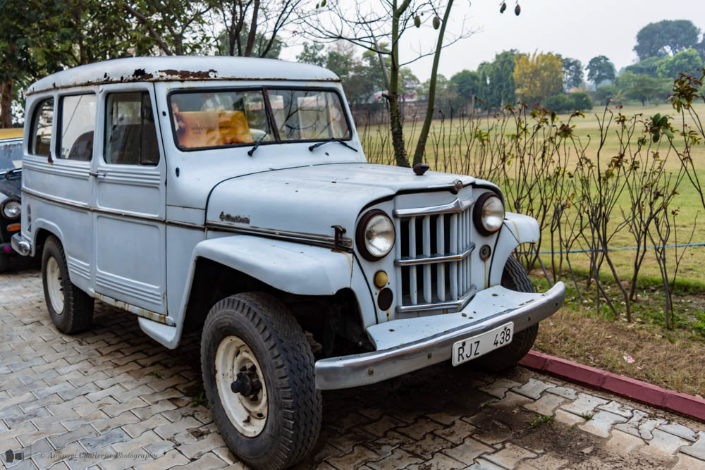 Willy's Jeep Station Wagon (4 Wheel Drive)