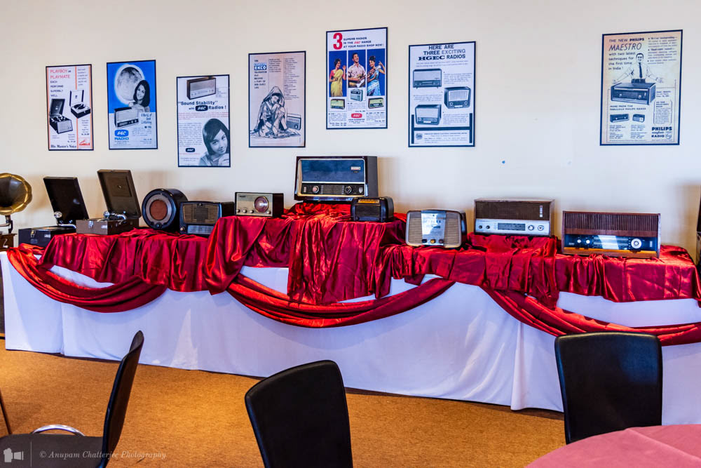 Old Radios and gramophones