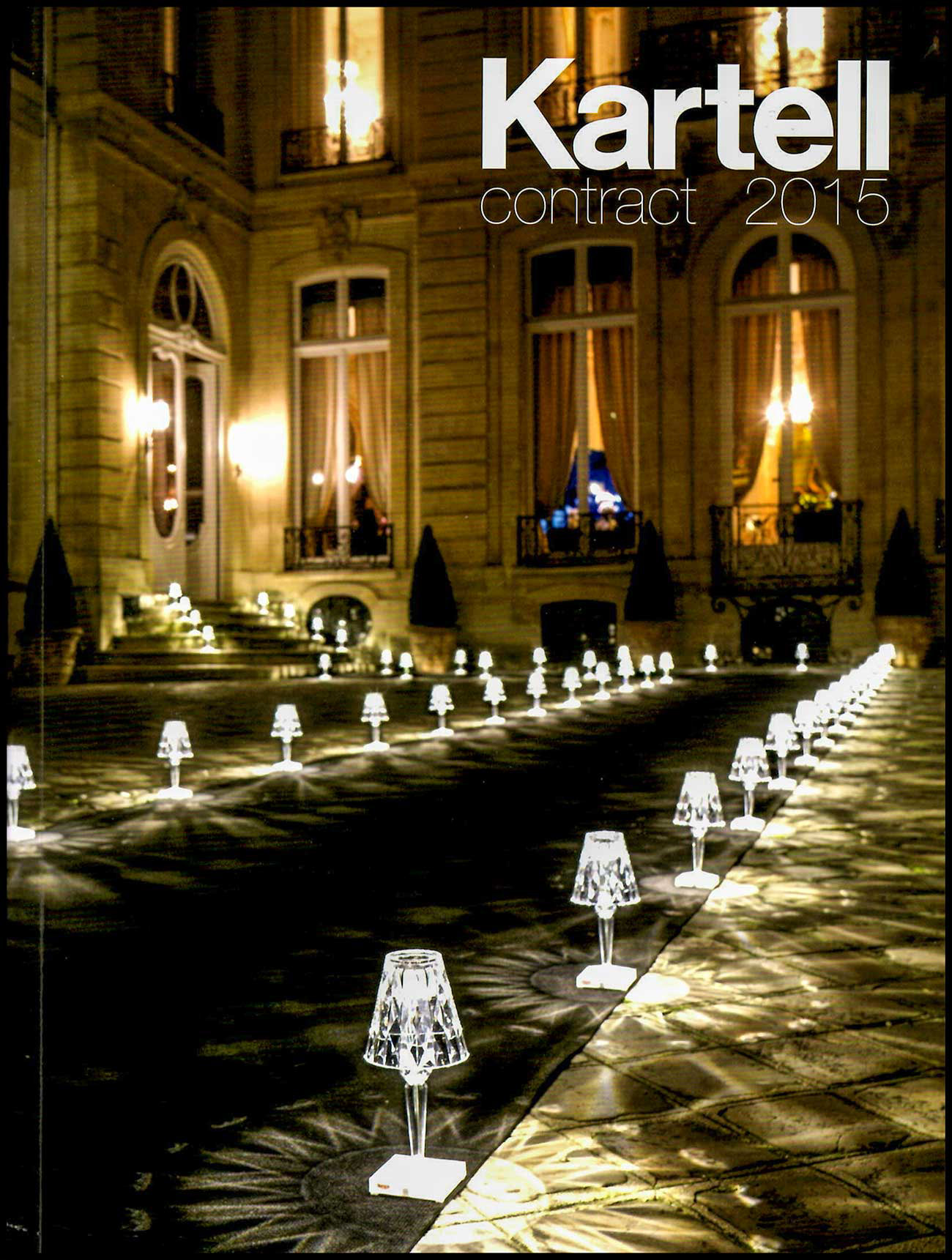 Nelle pagine 37,38 e 39 è presentato l'articolo "Bubblue Club" di Kartell progettato da Philippe Starck nel 2000. La Sala Ricevimenti Moon Flower, progettata dallo Studio Omphalos, fa sfondo alla foto dei prodotti in un'ambientazione contestualizzata. 