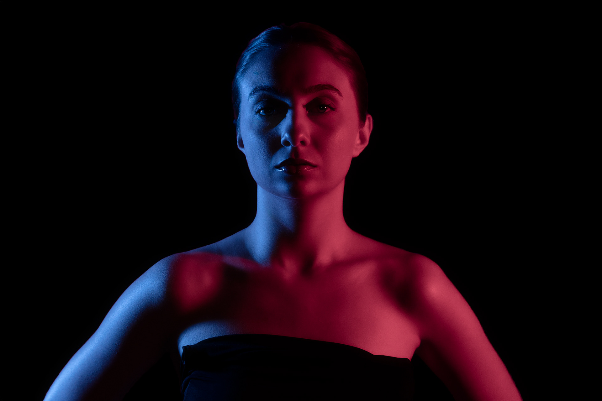 Ela@cuneytozyurtstudio