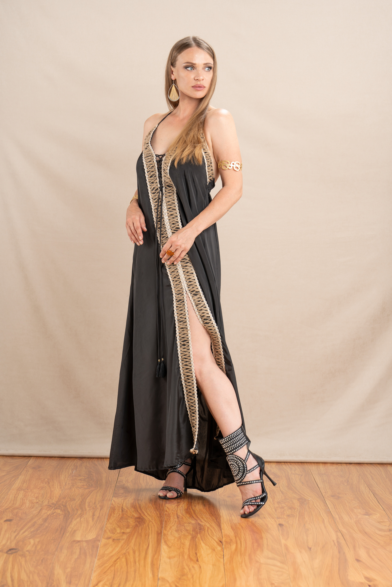 Nicole@cuneytozyurtstudio