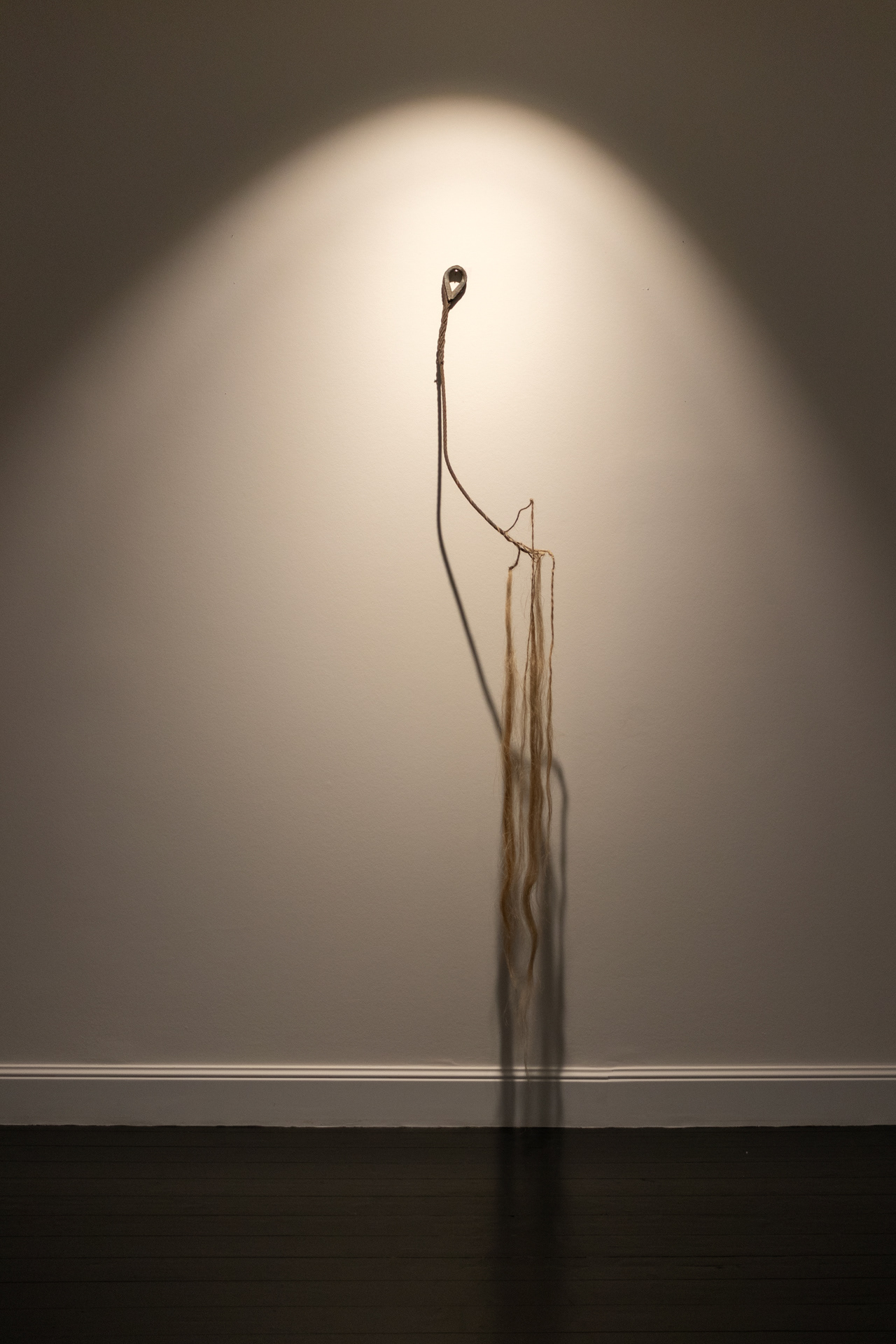 Continue - metal rope, flax 178x25x27cm, 2024