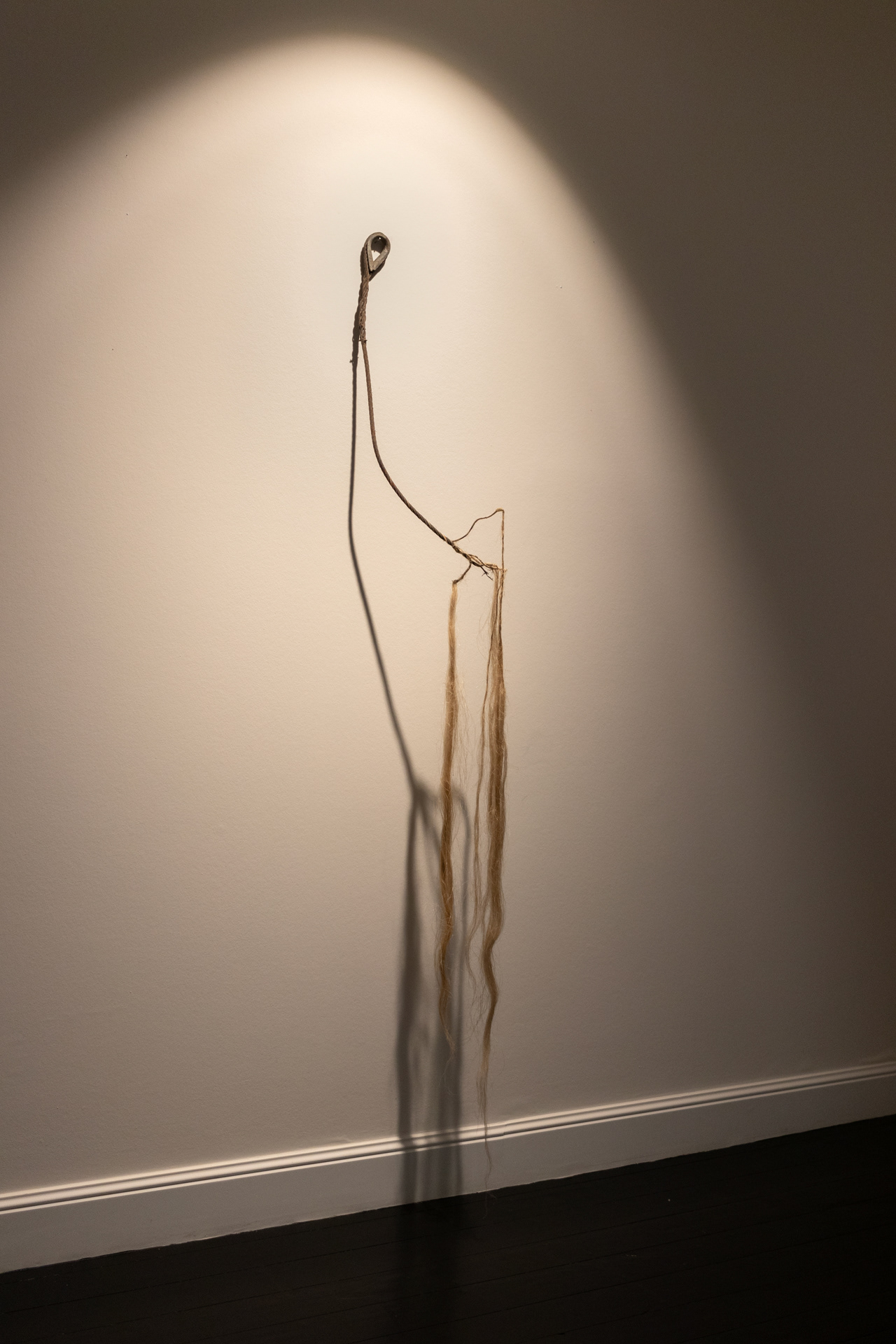 Continue - metal rope, flax 178x25x27cm, 2024