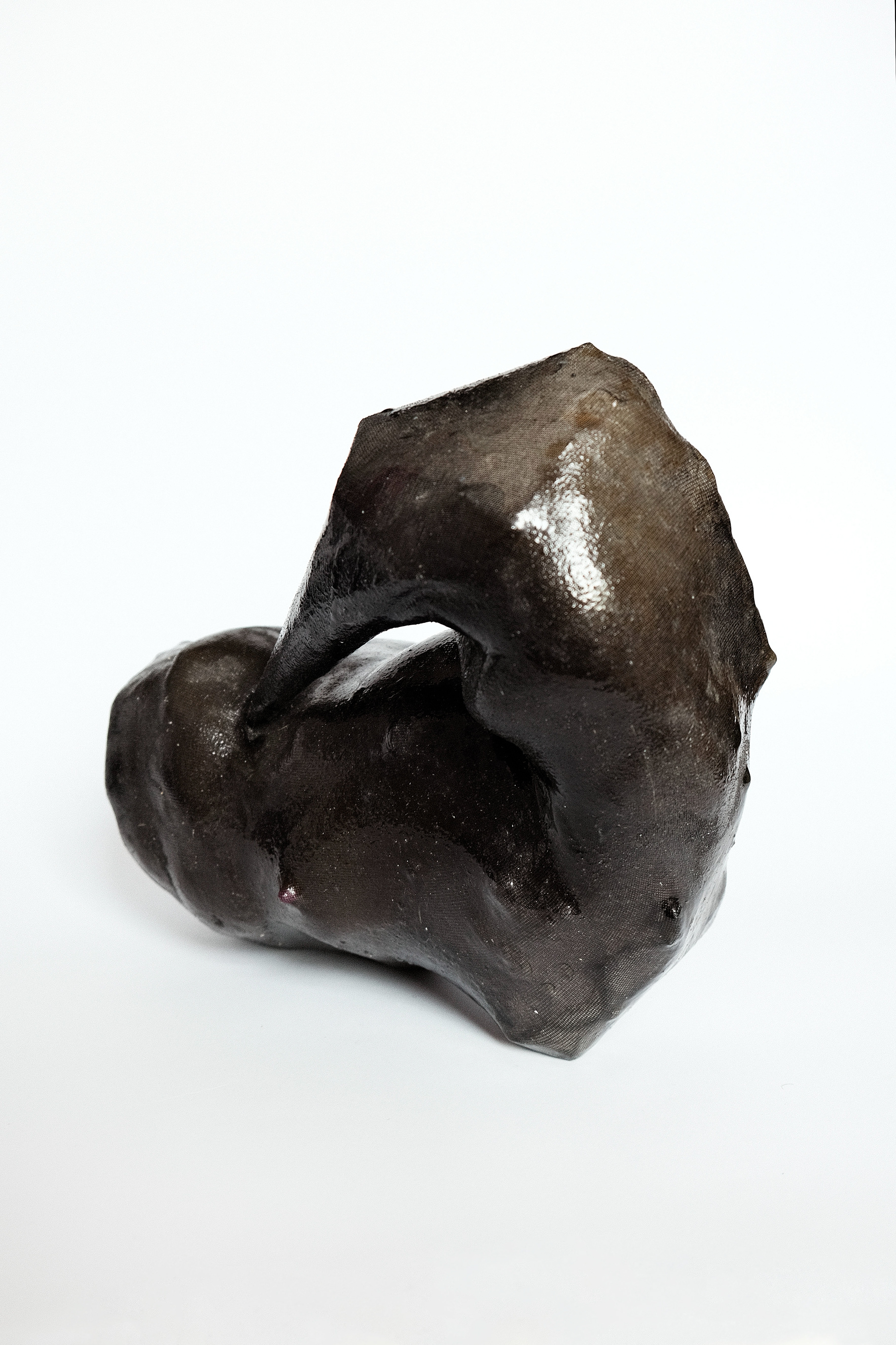 own technique, 30 x 24 x 15 cm; 2022