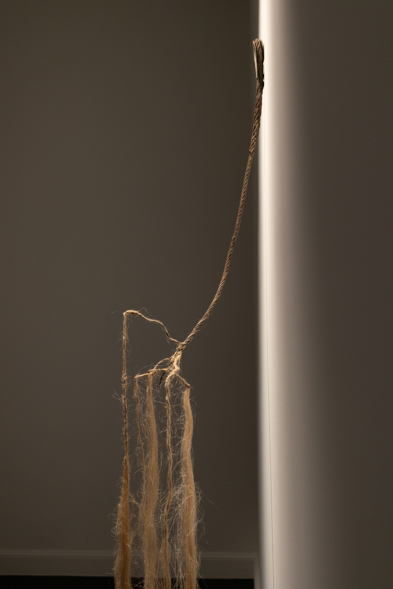 Continue - metal rope, flax 178x25x27cm, 2024