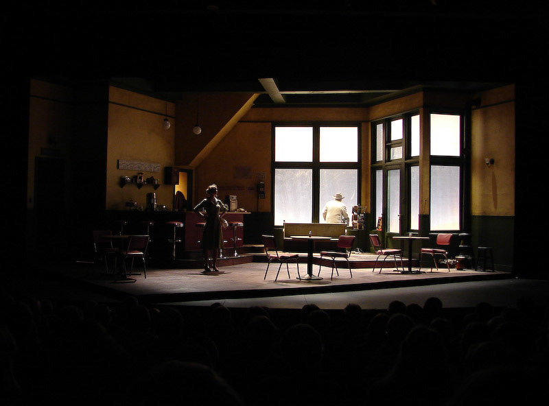 'Bus Stop' / Whitman College / Elizabeth Harper Lighting Design