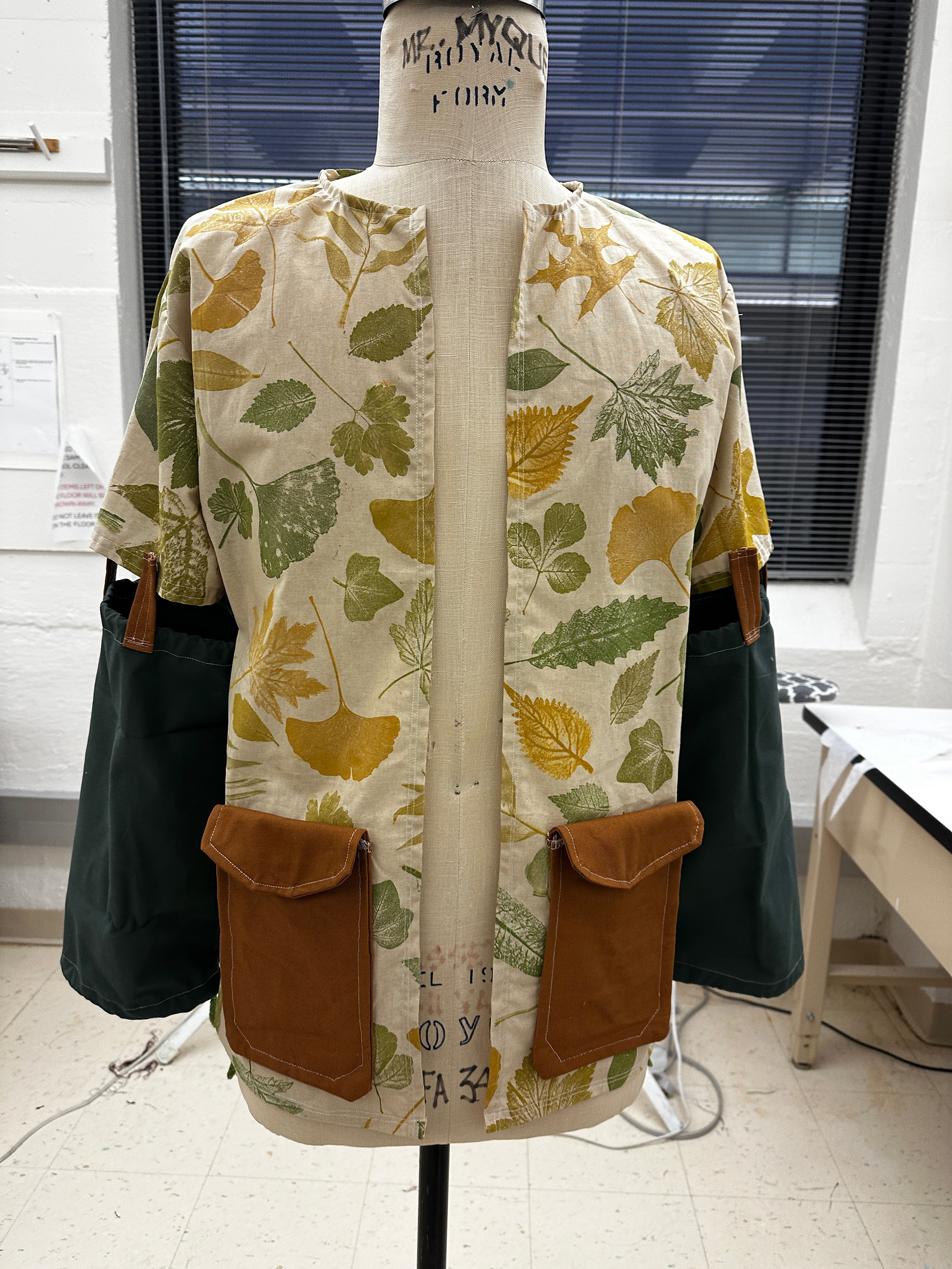 Pocket storage (front)