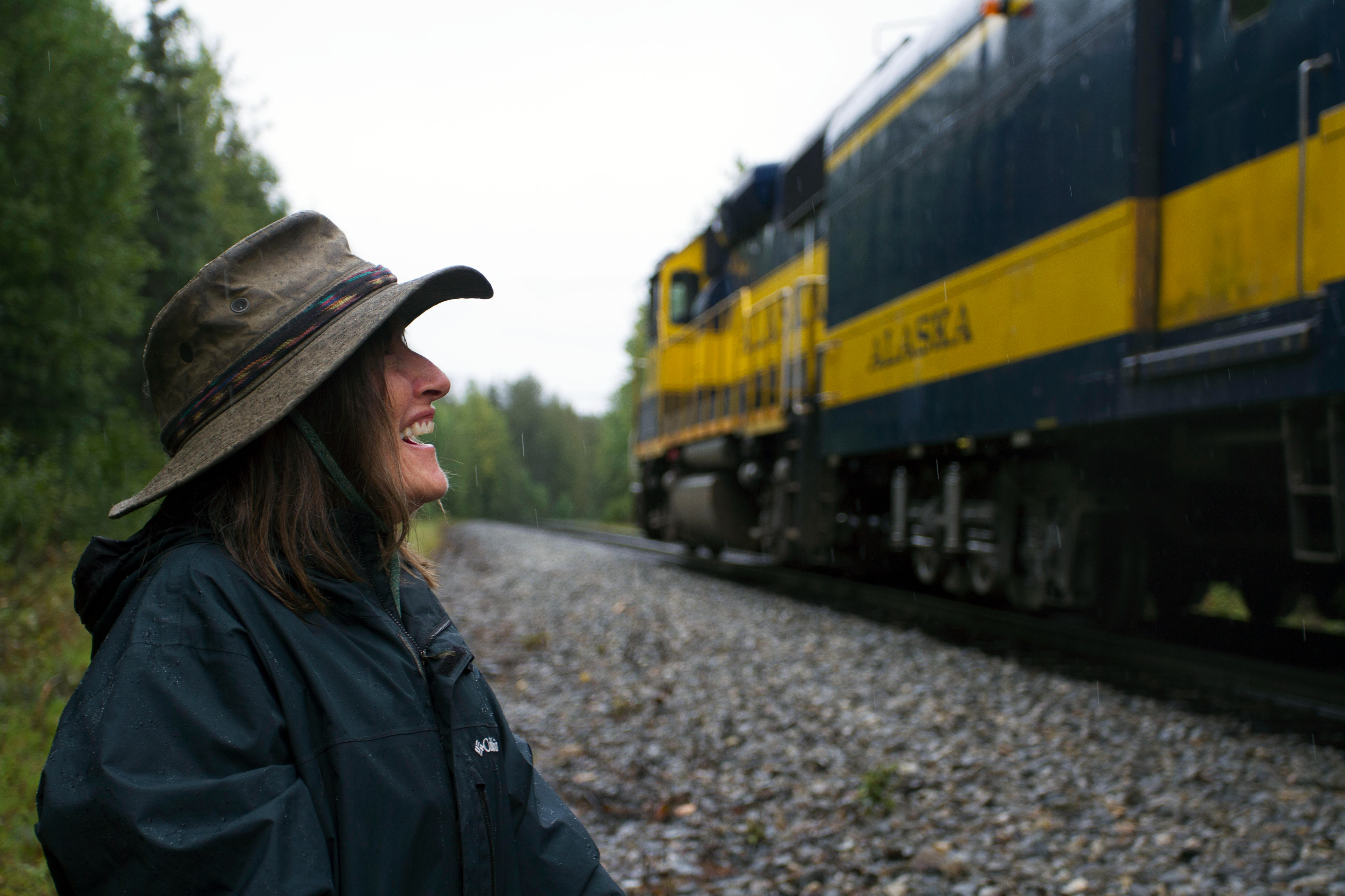 Cartwright lives off the grid on a train stop, while living with Crones Disease and a Familial Essential Tremor that temporarily ended her illustrating career.