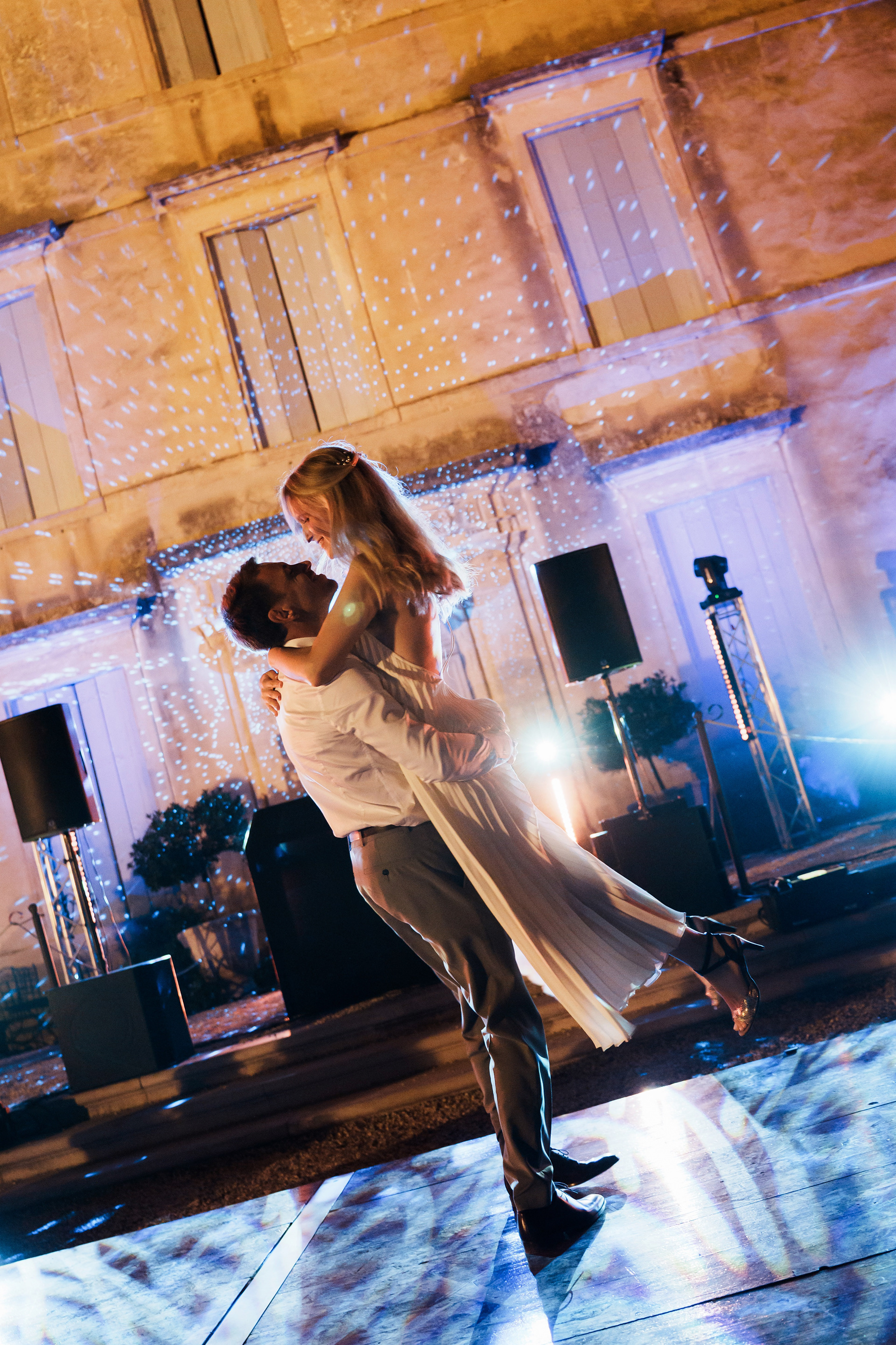 moment intime de la première danse, mariage Montpellier