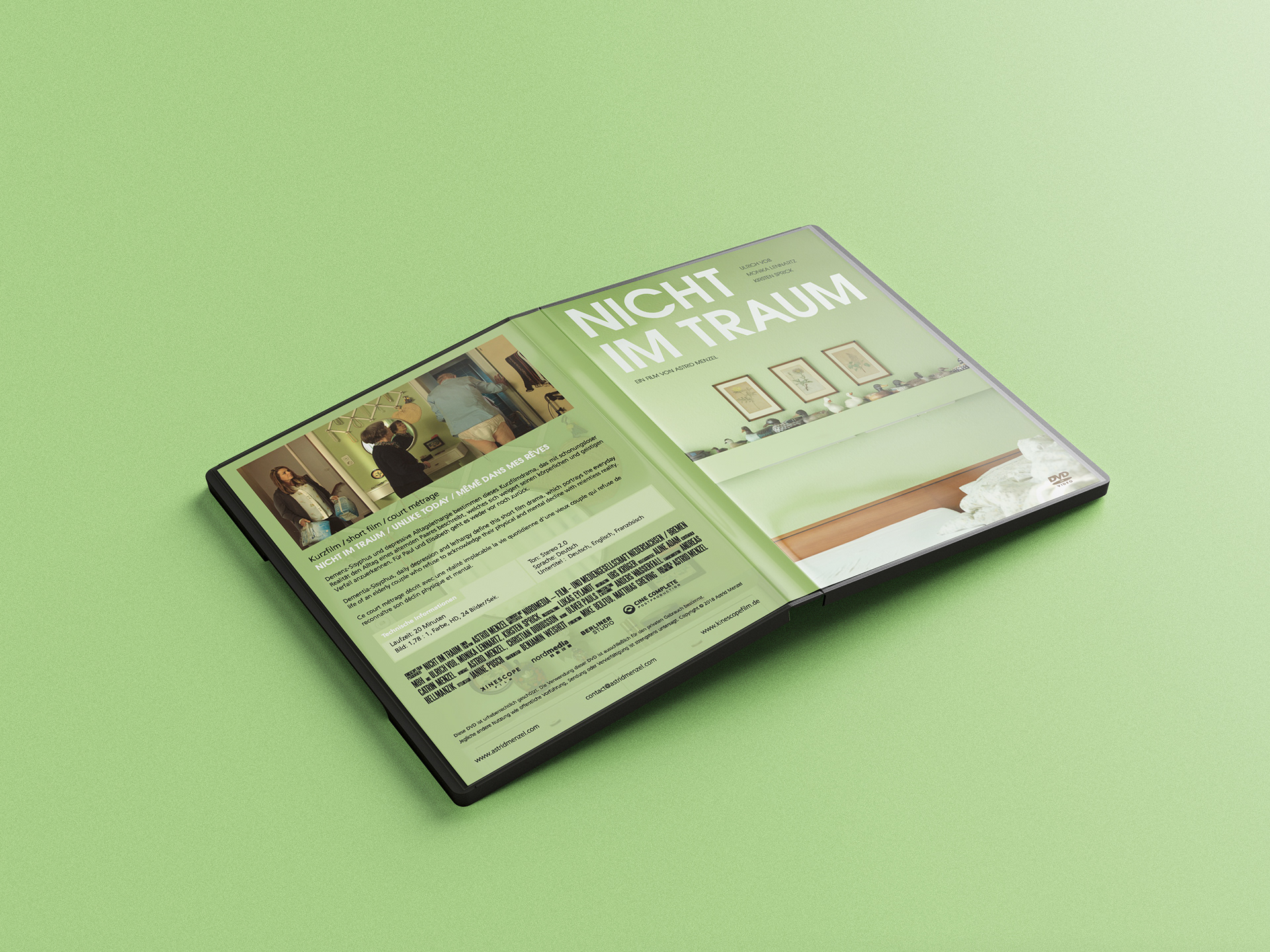 Mockup by mockups-design.com