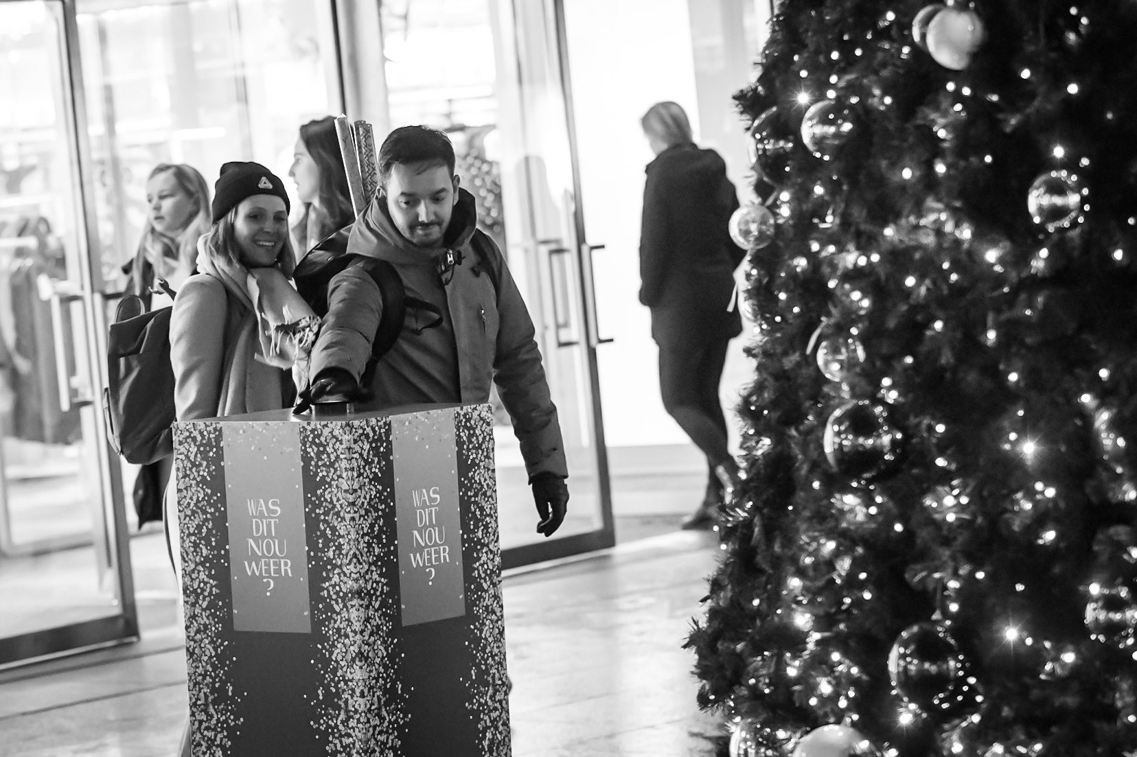 The Christmas Button in de Koopgoot Rotterdam.