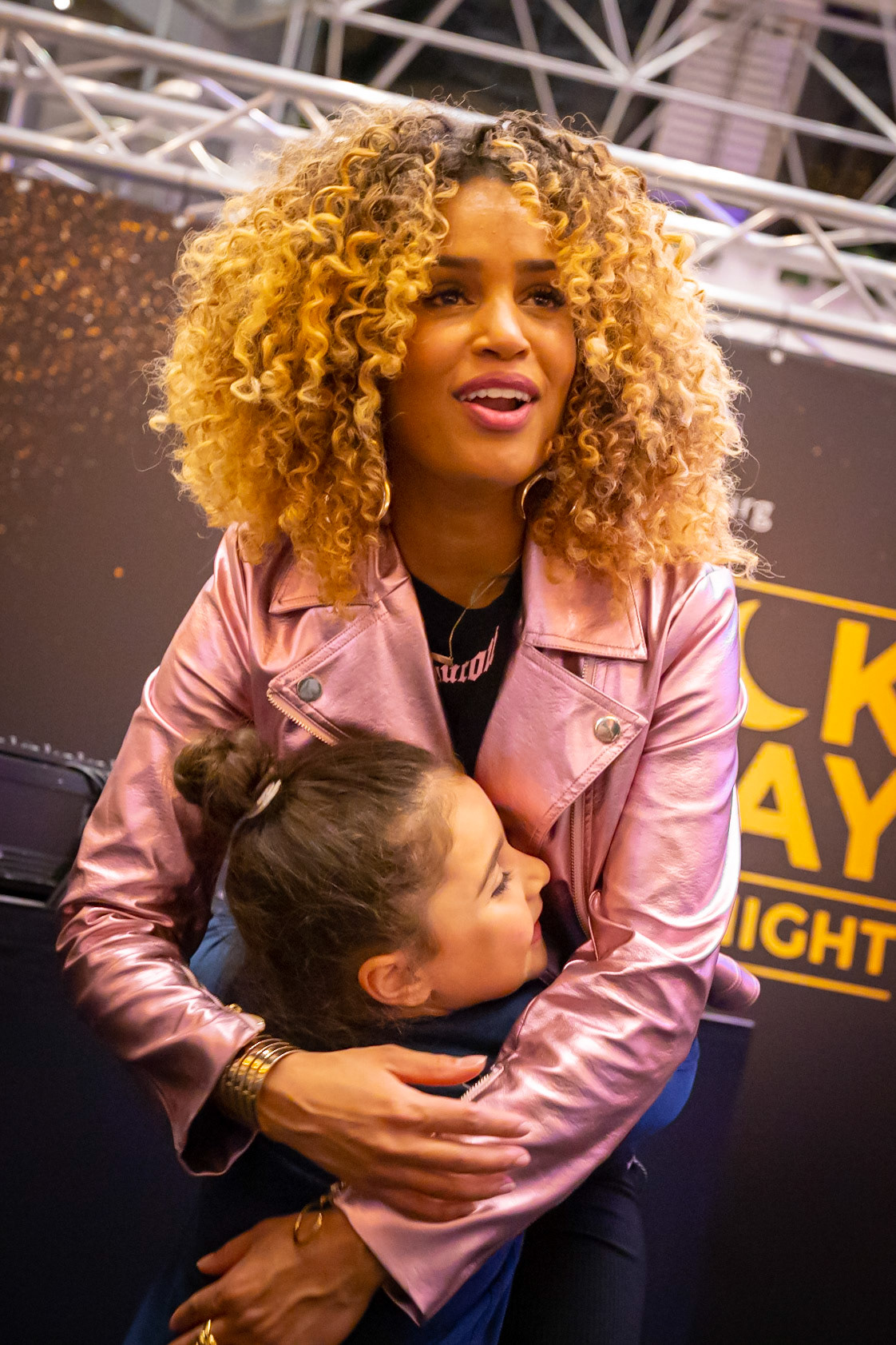 Black Friday Shopping Night in winkelcentrum Kronenburg te Arnhem.