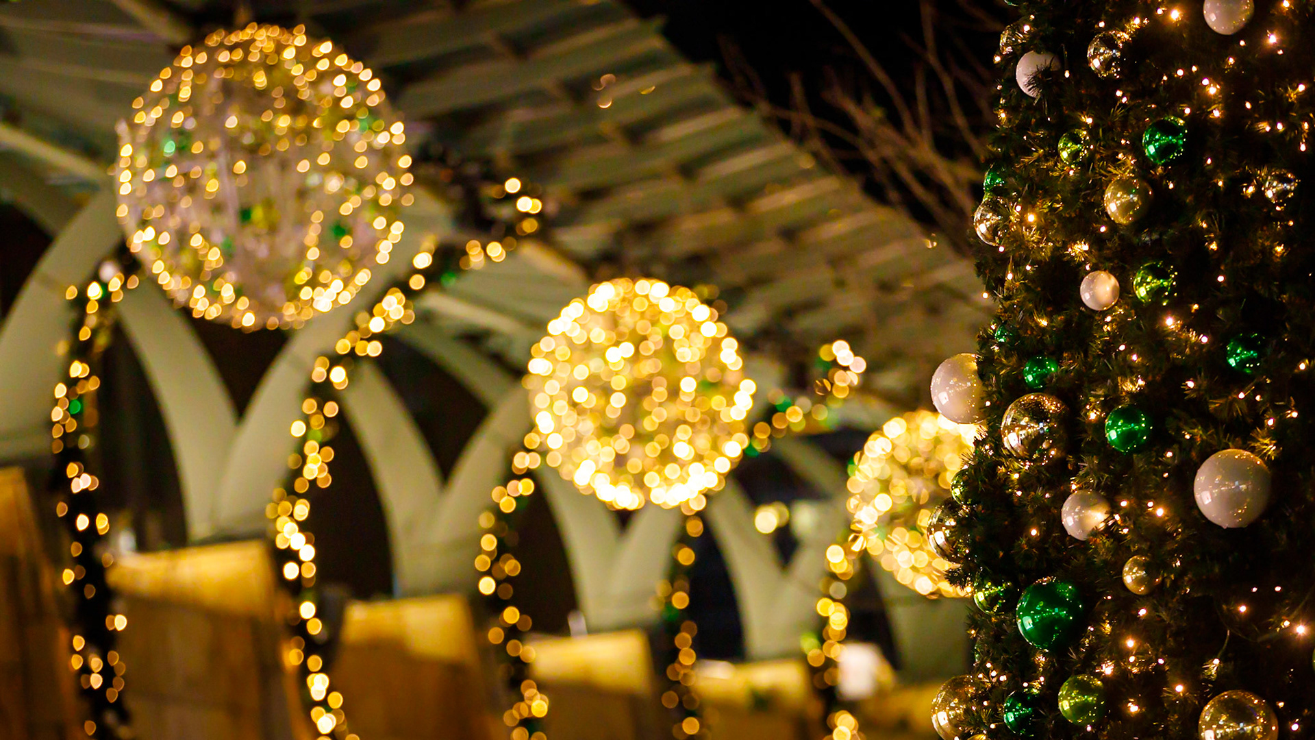The Christmas Button in de Koopgoot Rotterdam.
