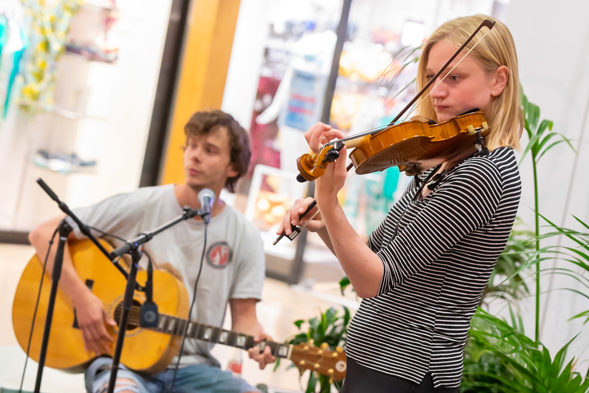 Tropical Shopping Night in WC Kronenburg te Arnhem.