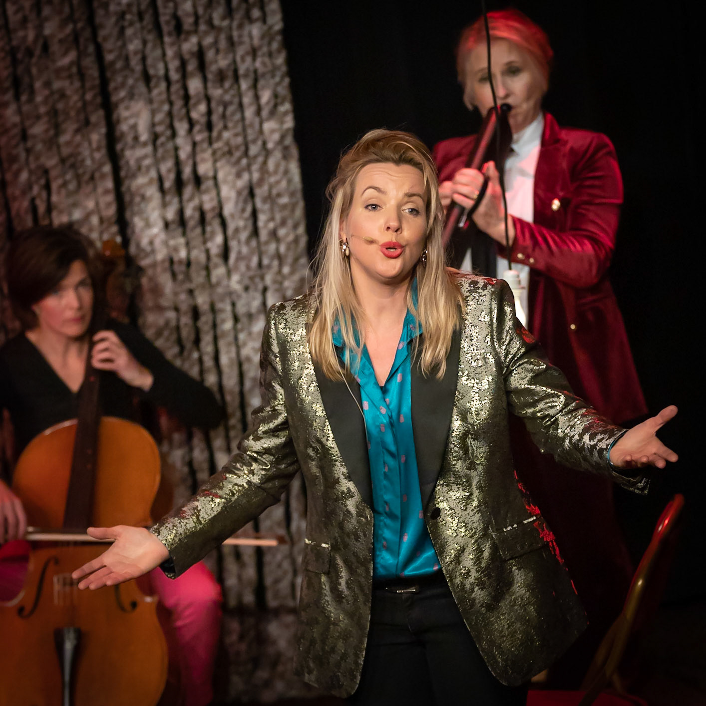 Fiere Vrouwen 'Good Girl' in theater Walhalla in Rotterdam.