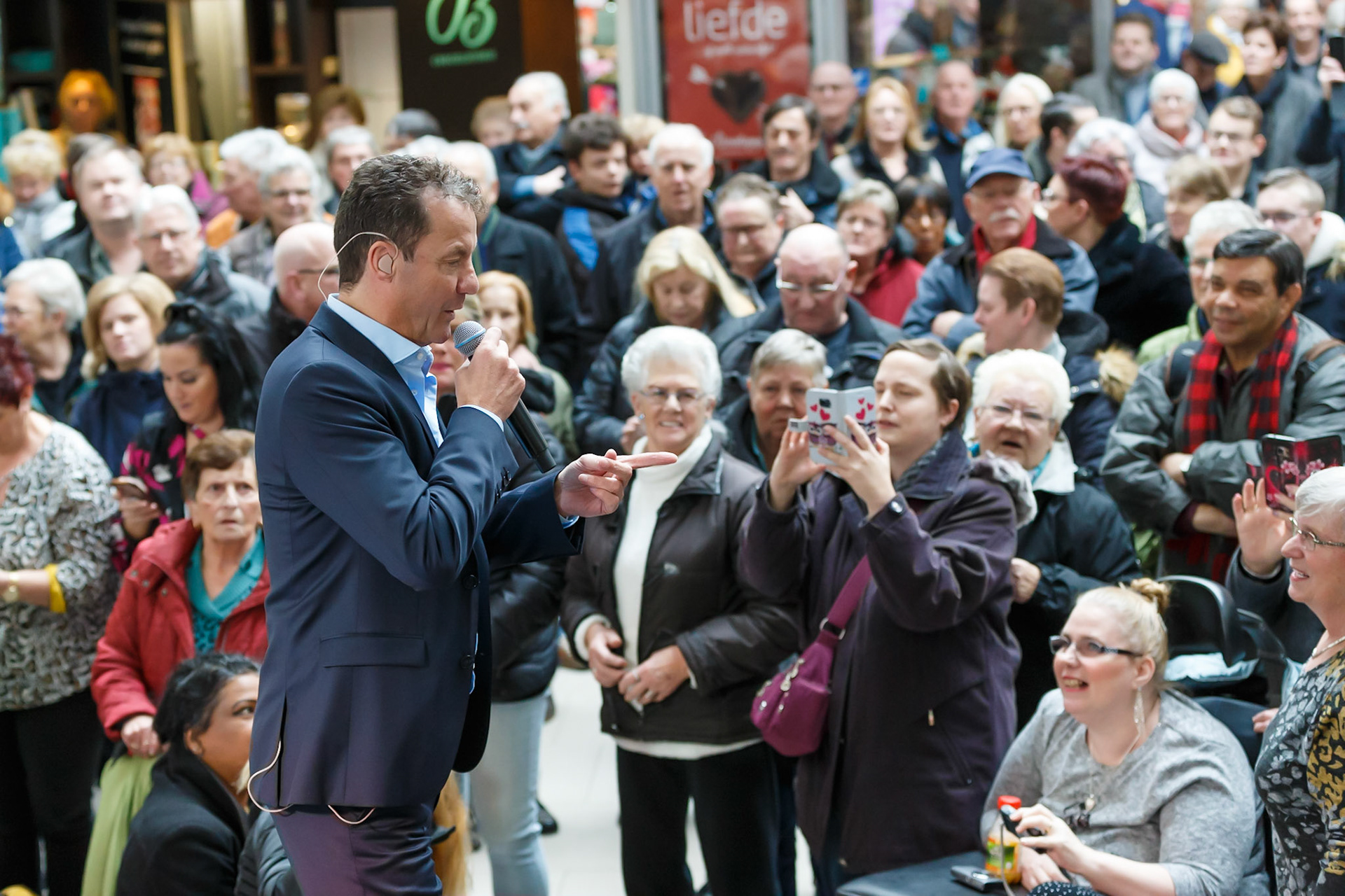 Smart Lappen Dag in de Roselaar te Roosendaal.