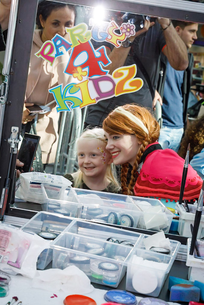 Heropening winkelcentrum Koningshoek te Maassluis.