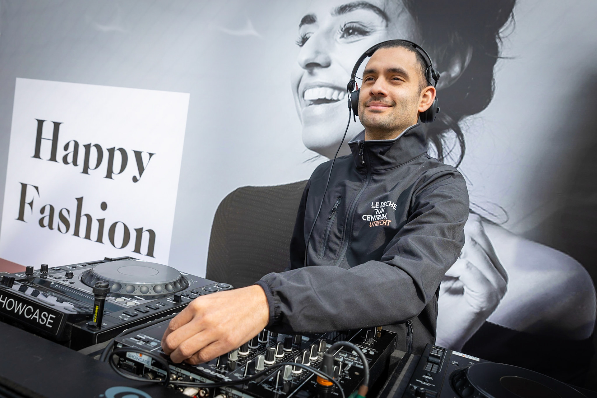 Happy Fashion in Leidsche Rijn Centrum te Utrecht.