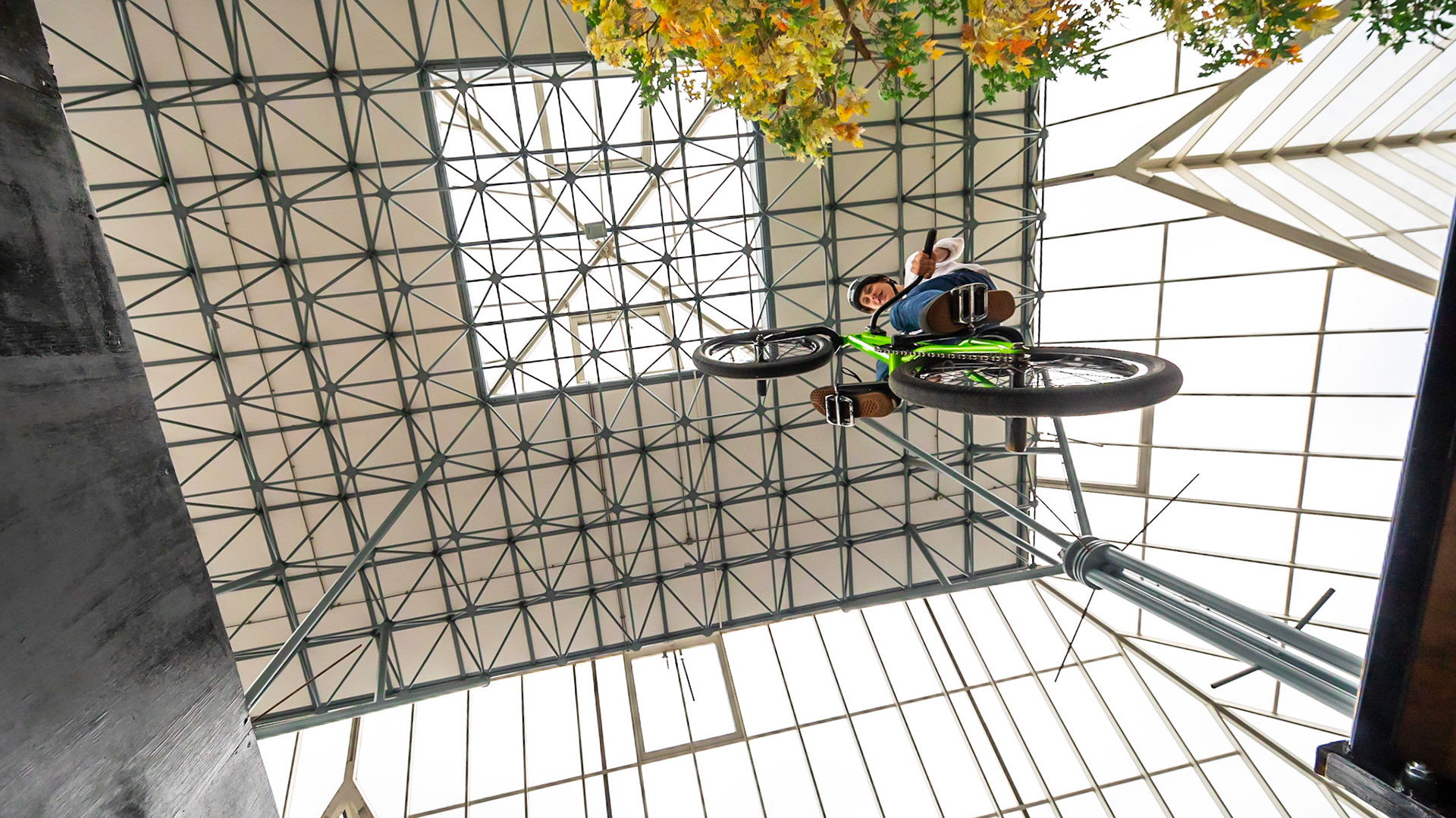 Urban City Cross in winkelcentrum Arendshof in Oosterhout.