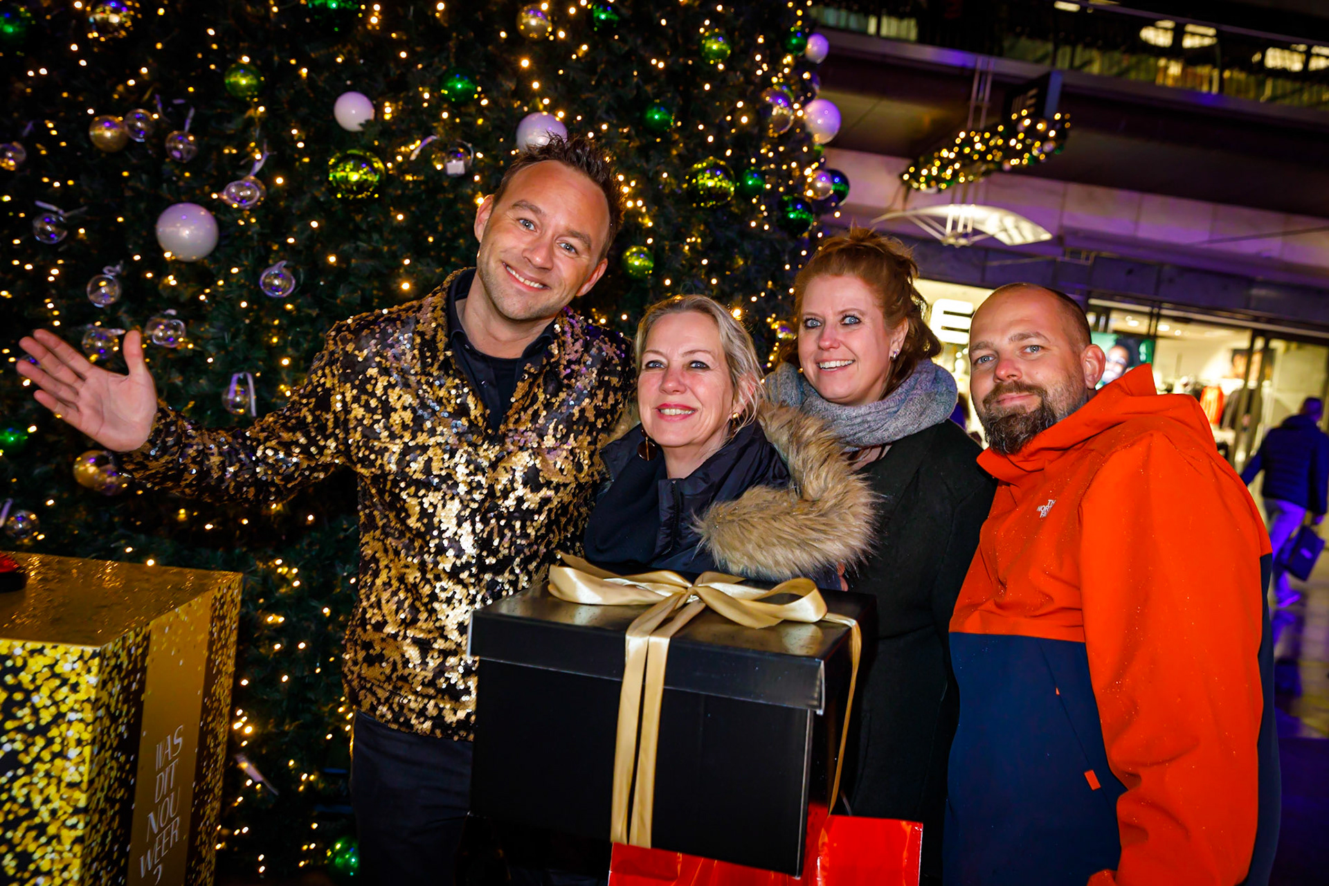 The Christmas Button in de Koopgoot Rotterdam.