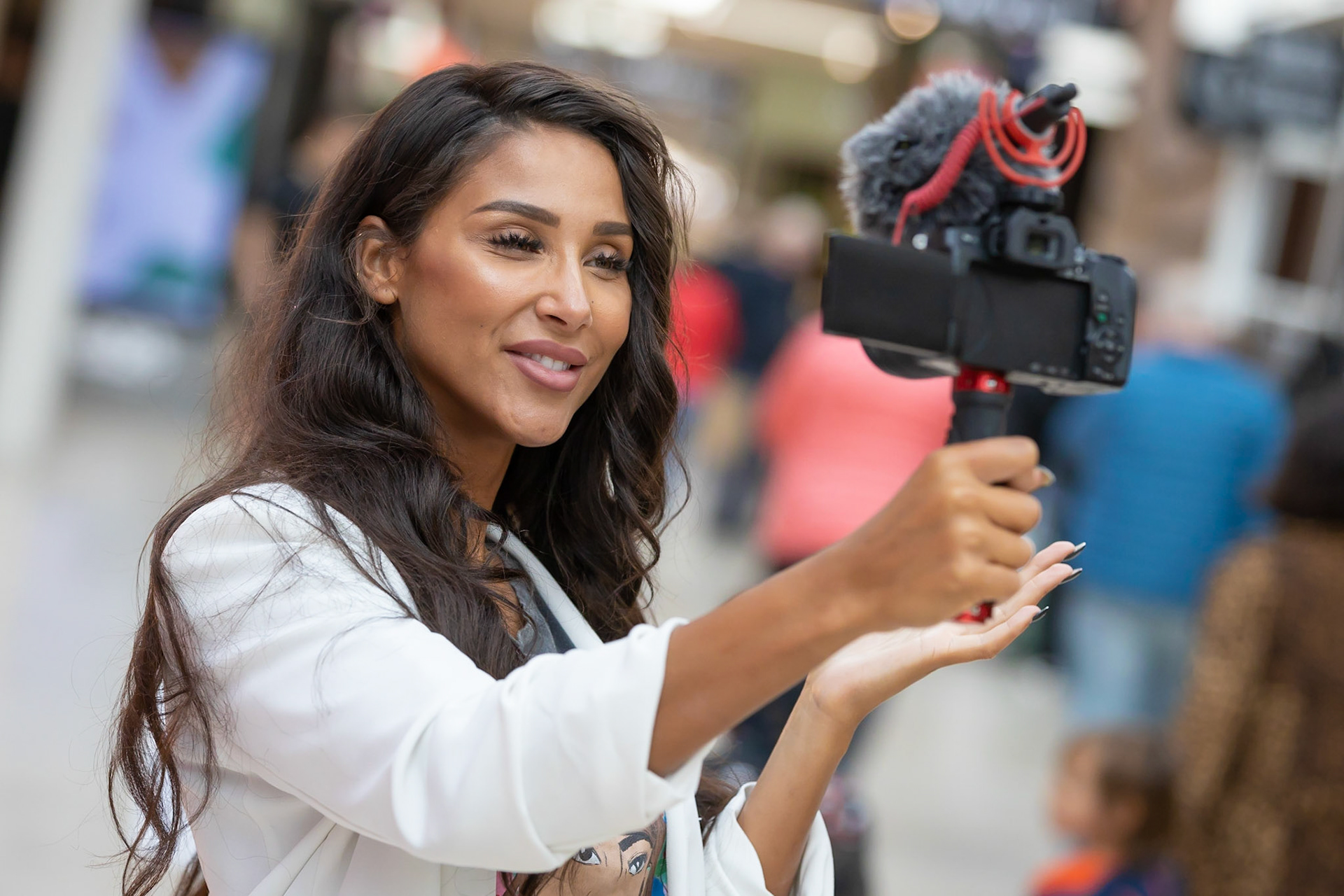 Glamour Day in winkelcentrum De Koperwiek te Capelle aan den IJssel.