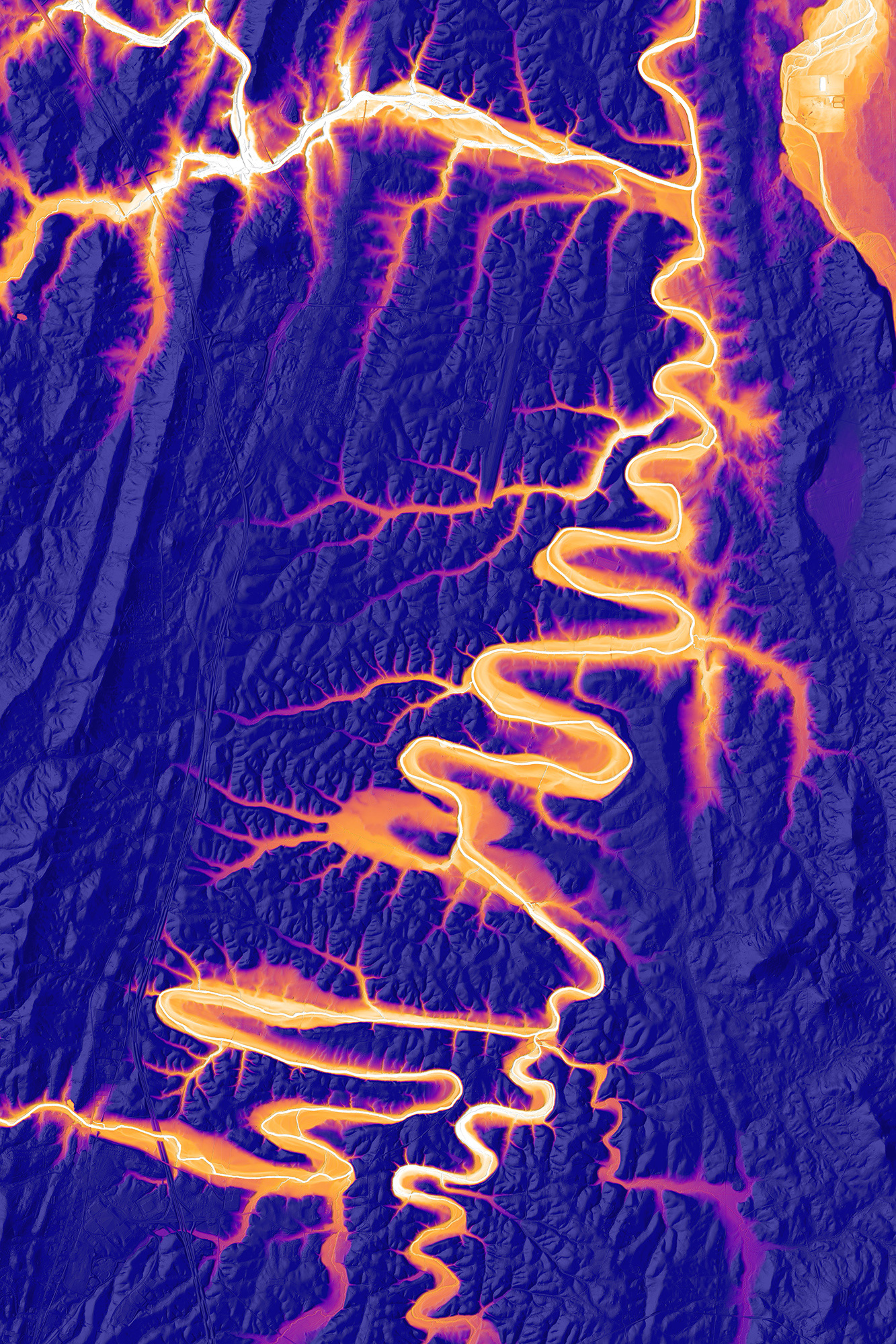 140 Middle River Sine Wave 12000 x 18000 pixels