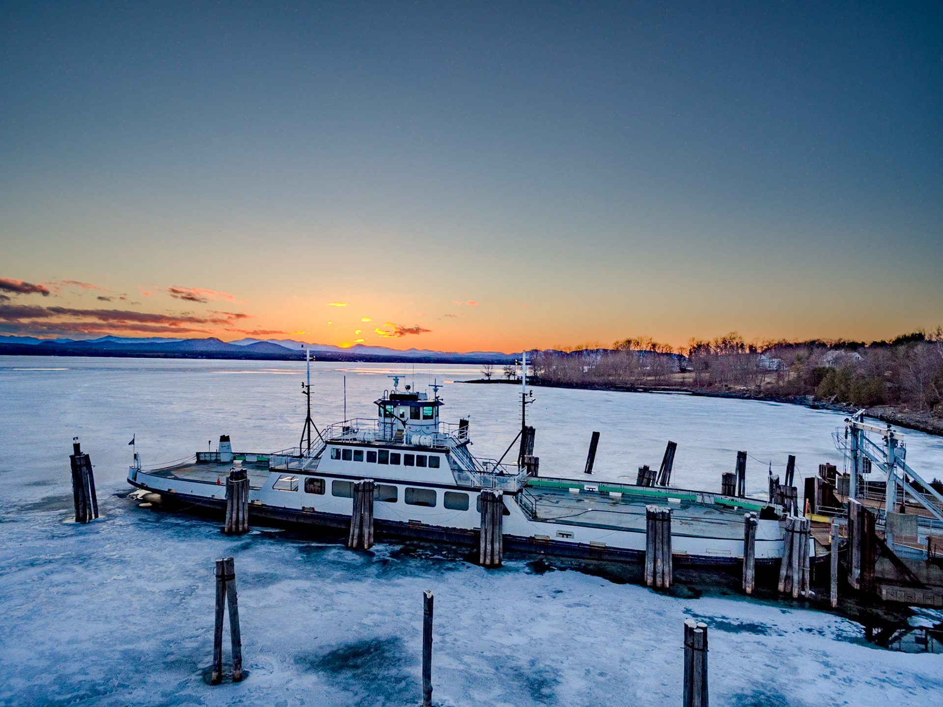 20 mm f/2.8 at 1/180 sec -1.66 EV 100 ISO ©Steven Mermelstein. All rights reserved. #20150404191554