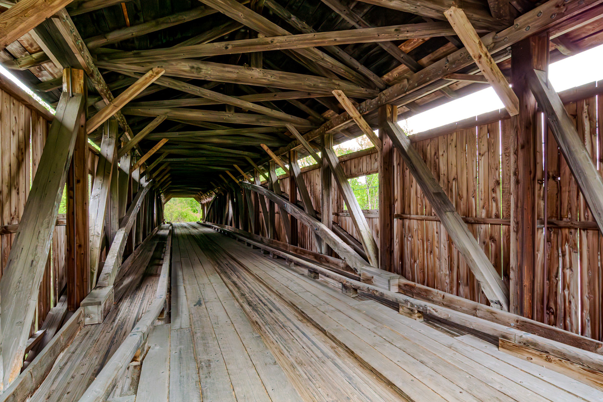 18 mm f/22 at 1/15 sec 0 EV 3200 ISO ©Steven Mermelstein. All rights reserved. #20140522153615