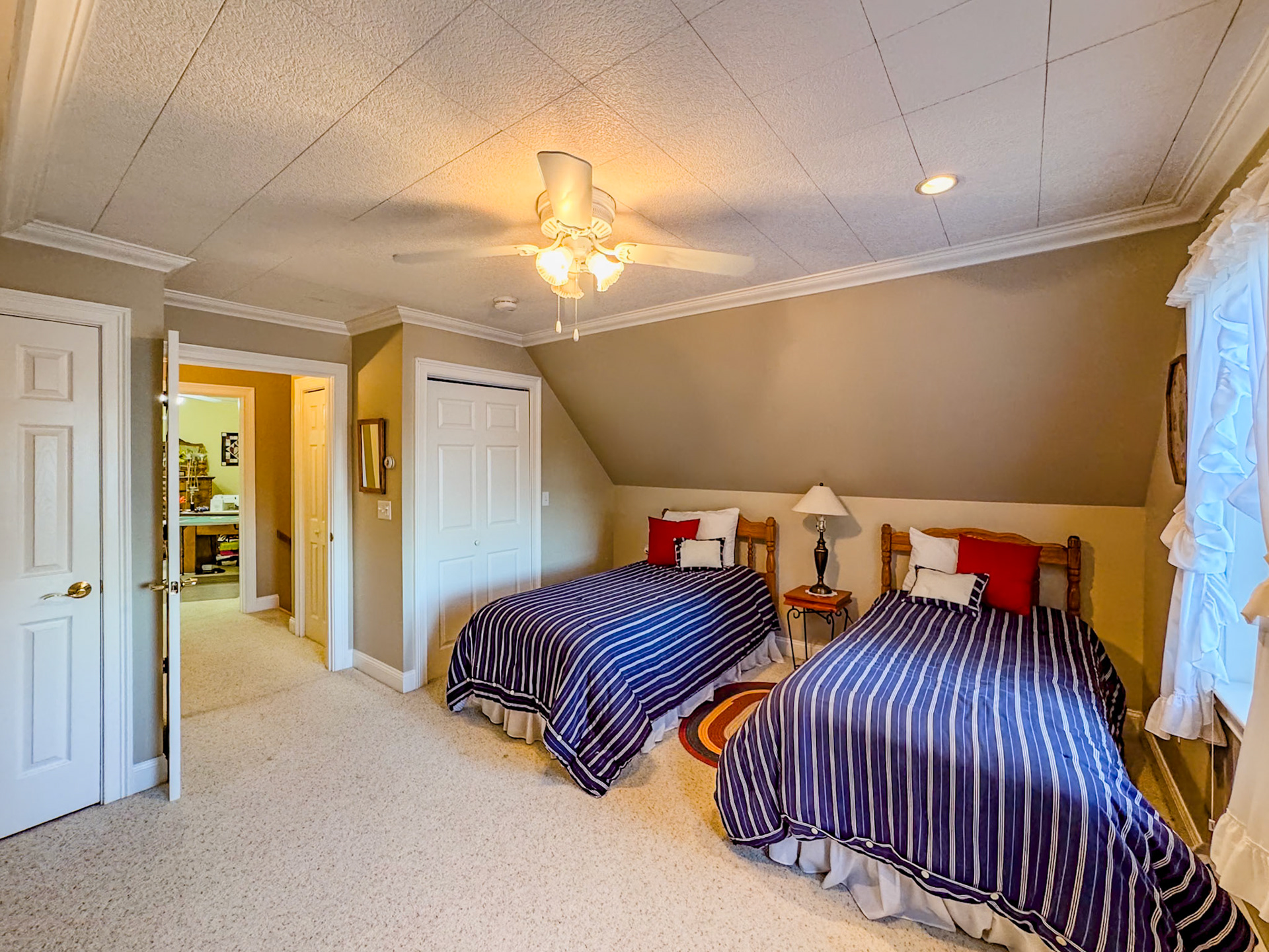 ©Steven Mermelstein. All rights reserved.