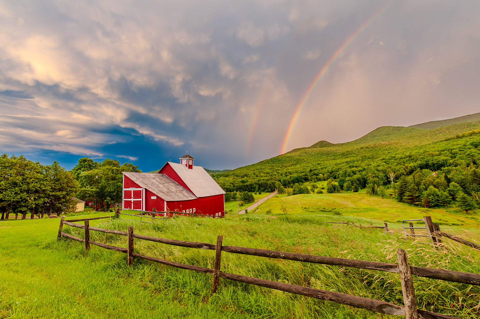 15 mm f/8.0 at 1/250 sec 0 EV 1250 ISO ©Steven Mermelstein. All rights reserved. #20090711201242