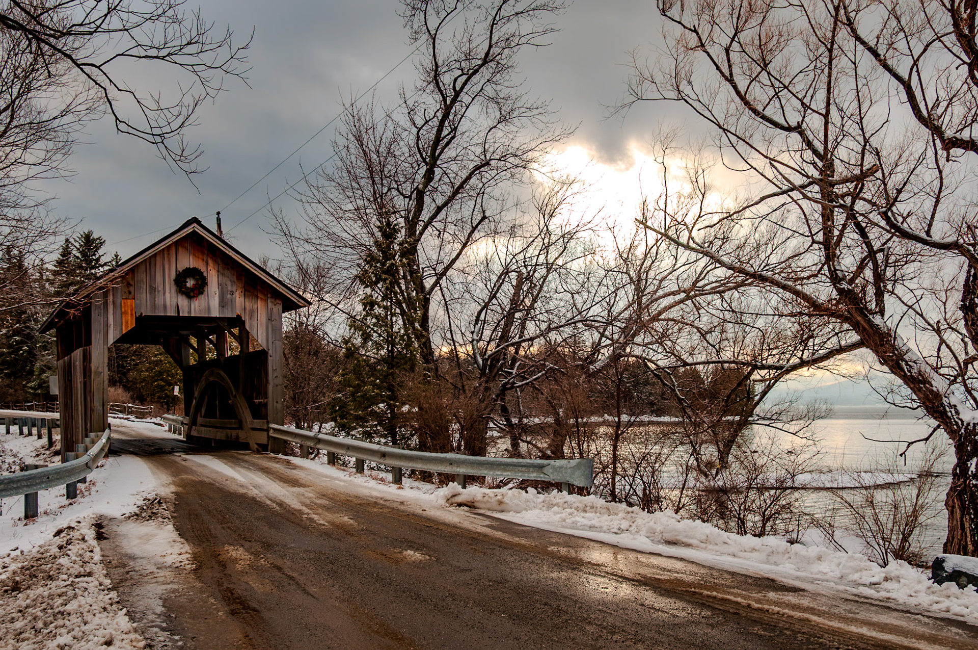 39 mm f/8.0 at 1/250 sec 0 EV 200 ISO ©Steven Mermelstein. All rights reserved. #20080202150424