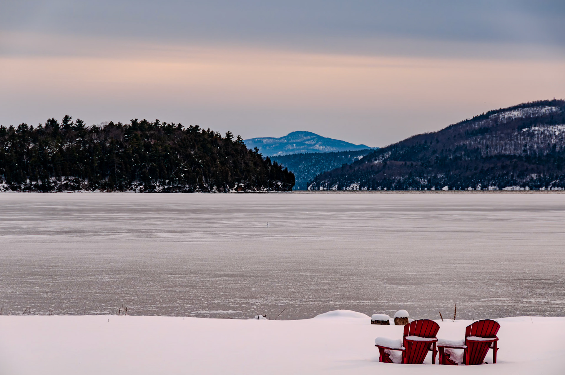 157 mm f/8.0 at 1/250 sec 0 EV 200 ISO ©Steven Mermelstein. All rights reserved. #20080229163152