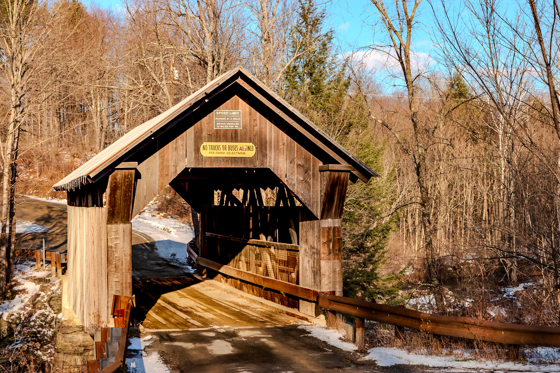 64 mm f/8.0 at 1/125 sec 0 EV 100 ISO ©Steven Mermelstein. All rights reserved. #20141204140734