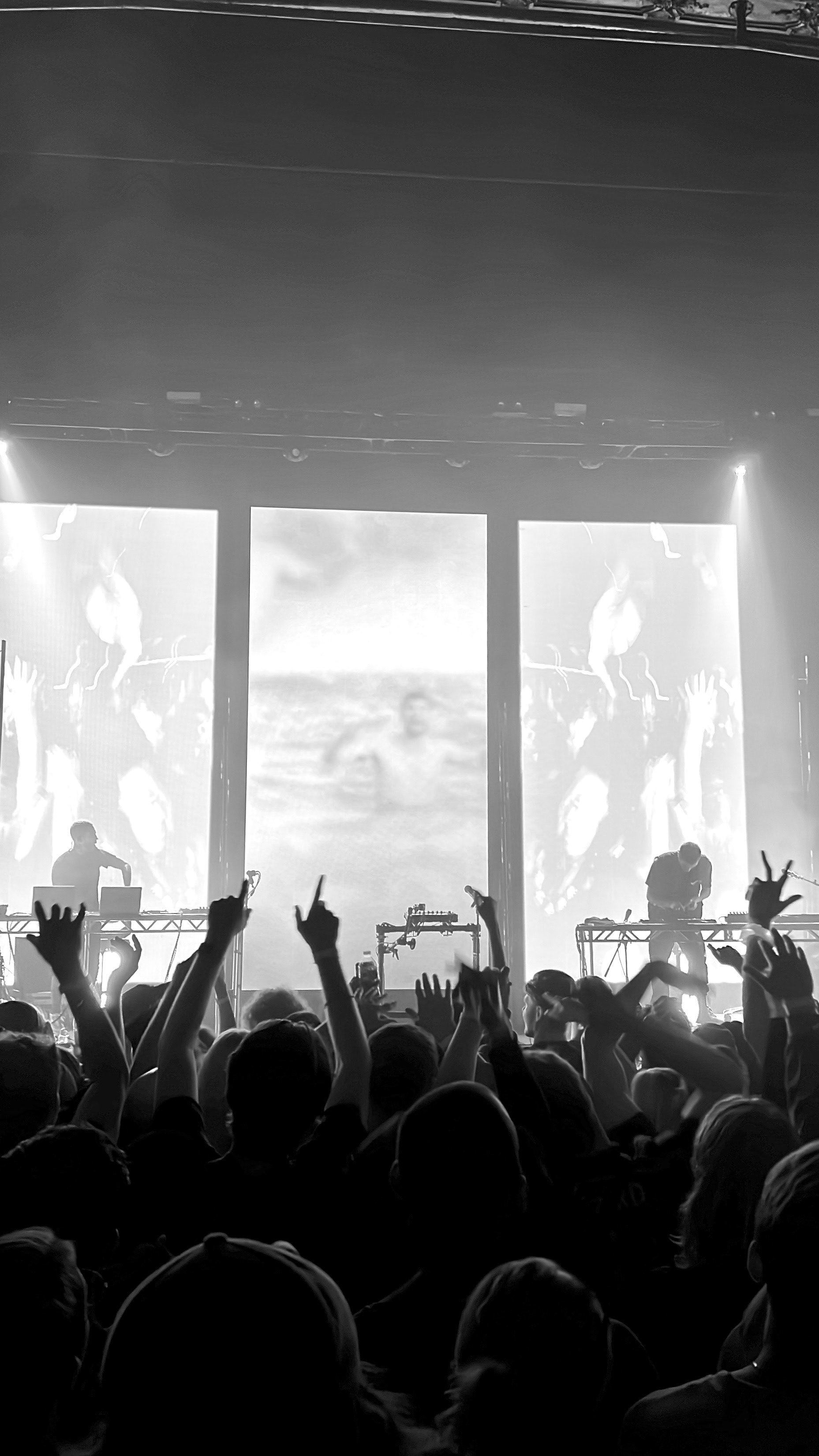 Fred Again.  / Riviera Theatre / 2022